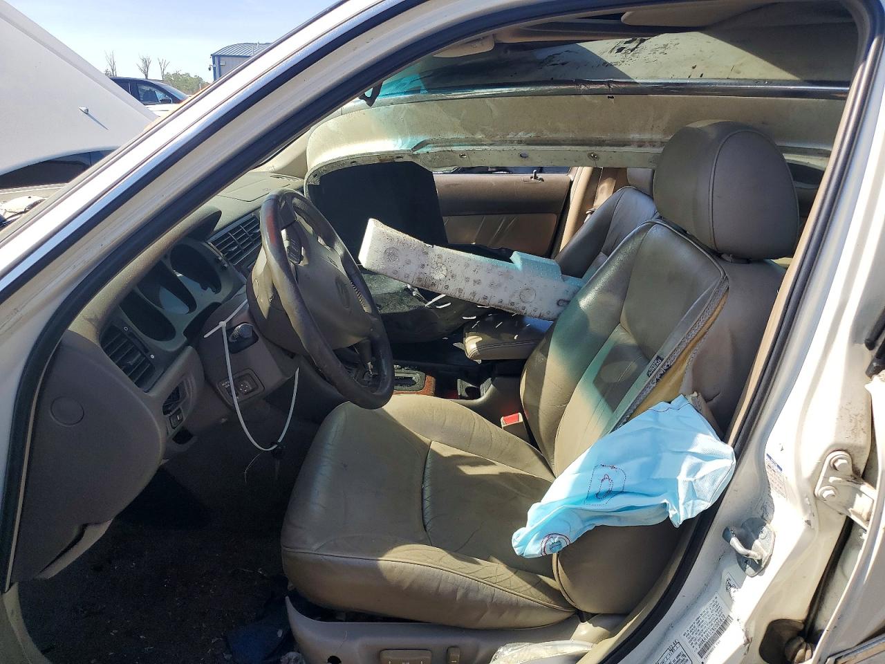 1999 Acura 3.5rl White vin: JH4KA9652XC005639