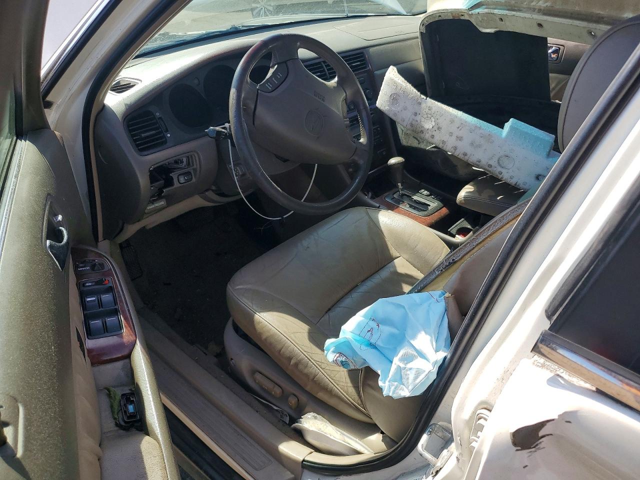 1999 Acura 3.5rl White vin: JH4KA9652XC005639