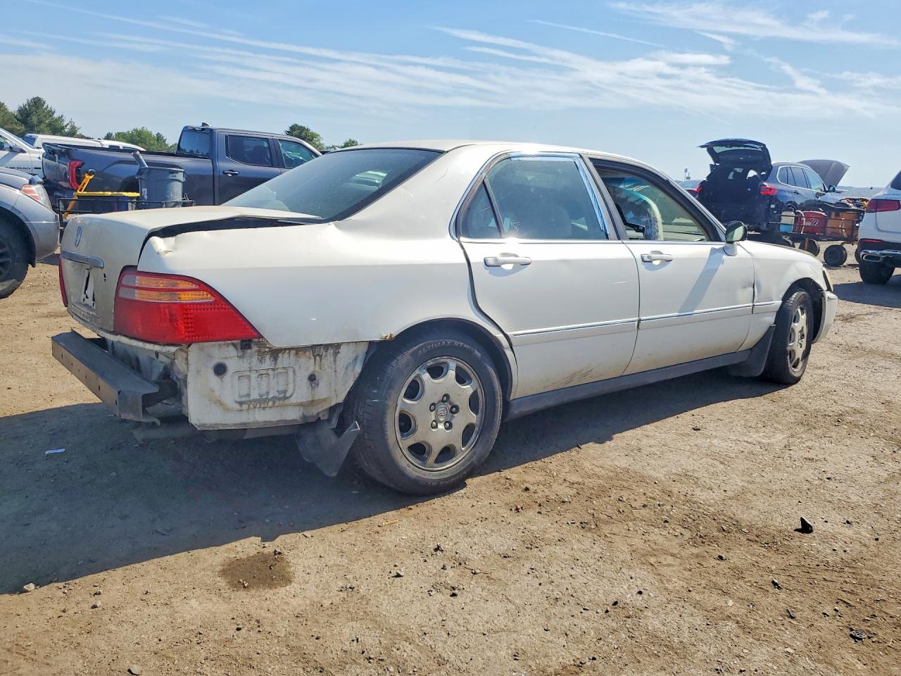 1999 Acura 3.5rl White vin: JH4KA9652XC005639