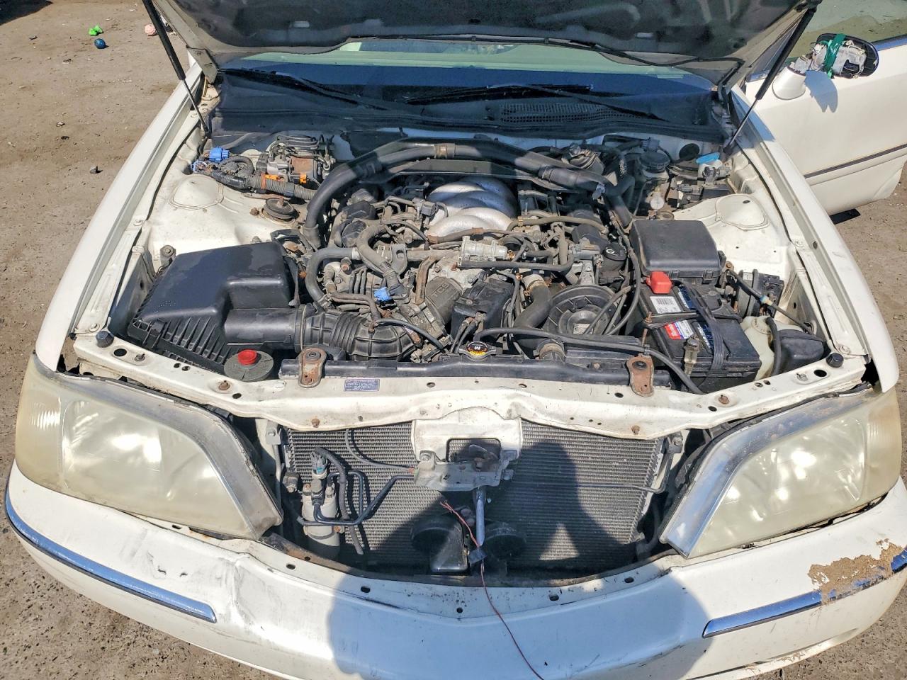 1999 Acura 3.5rl White vin: JH4KA9652XC005639