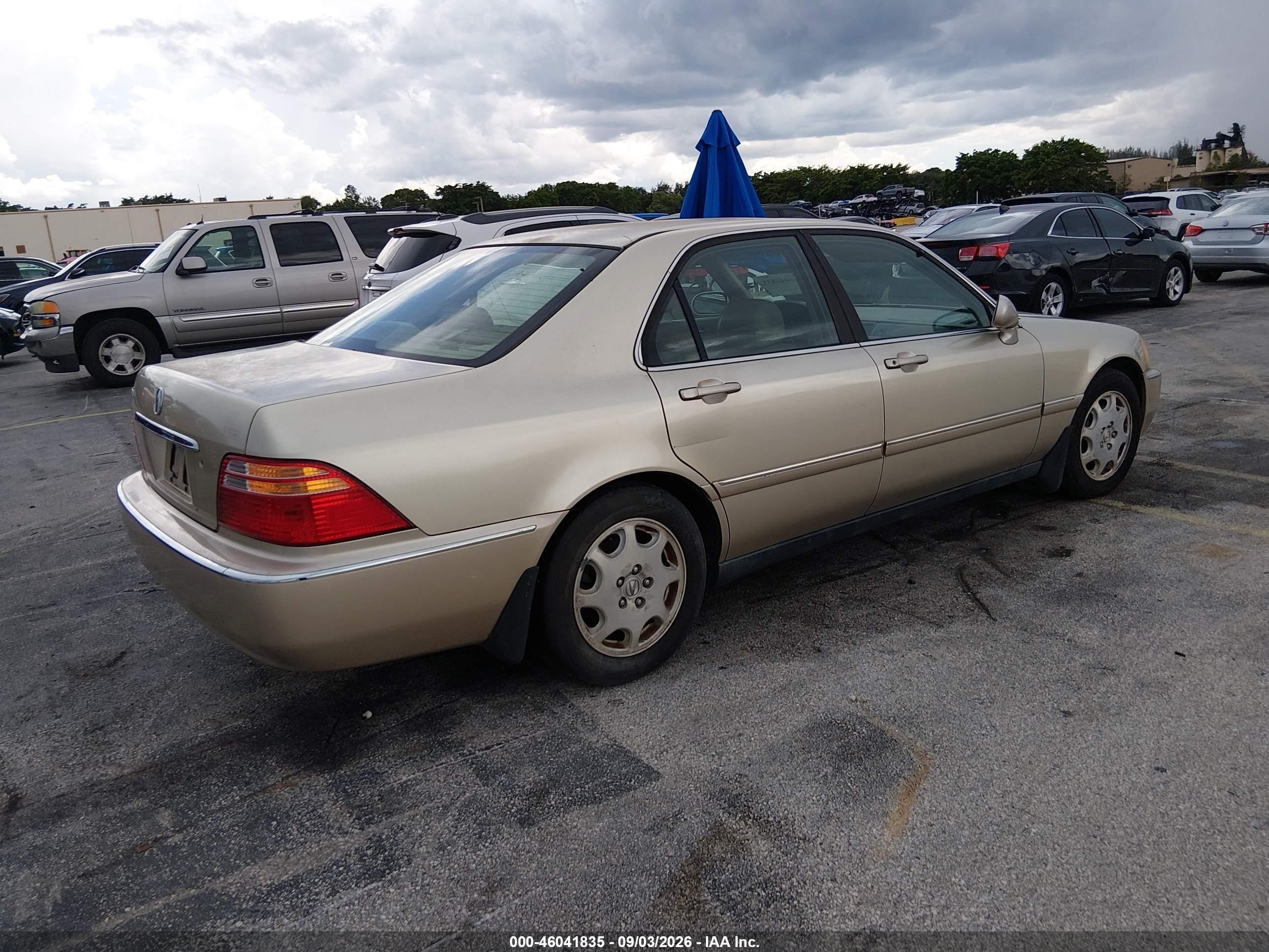 2000 Acura Rl 3.5 Gold vin: JH4KA9653YC000418