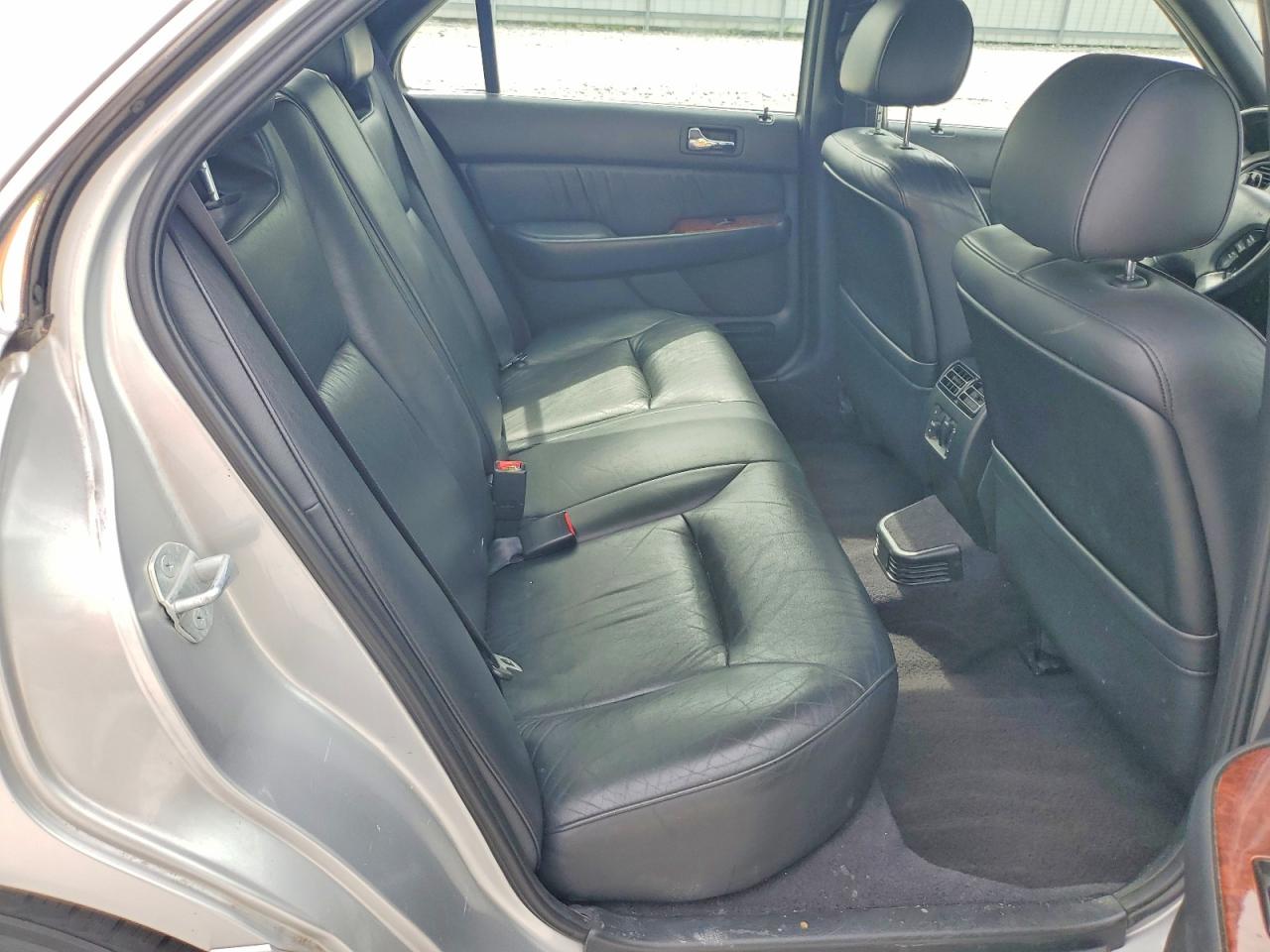 2000 Acura 3.5rl Silver vin: JH4KA9653YC013072
