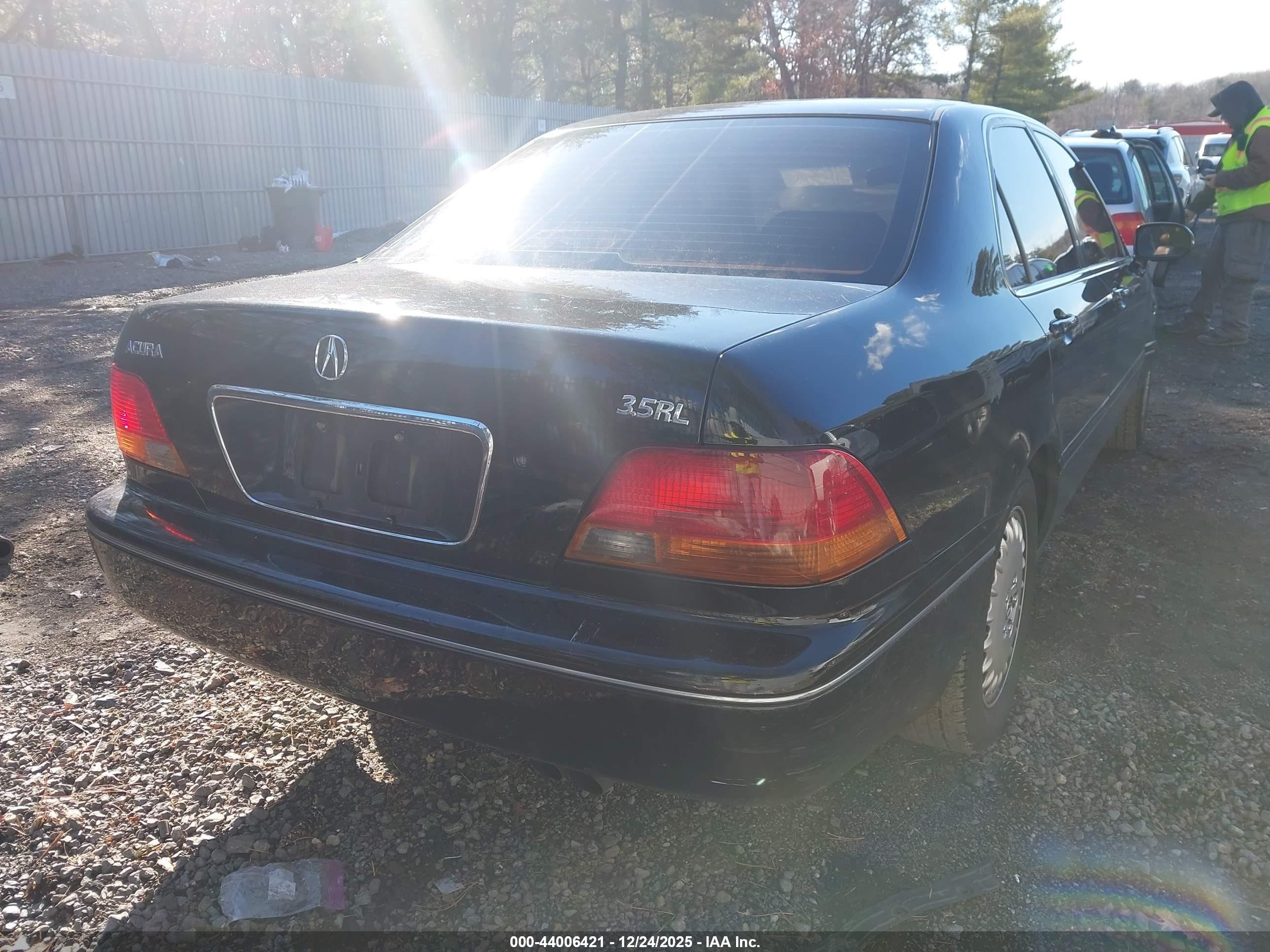 1997 Acura Rl 3.5 Black vin: JH4KA9655VC009567