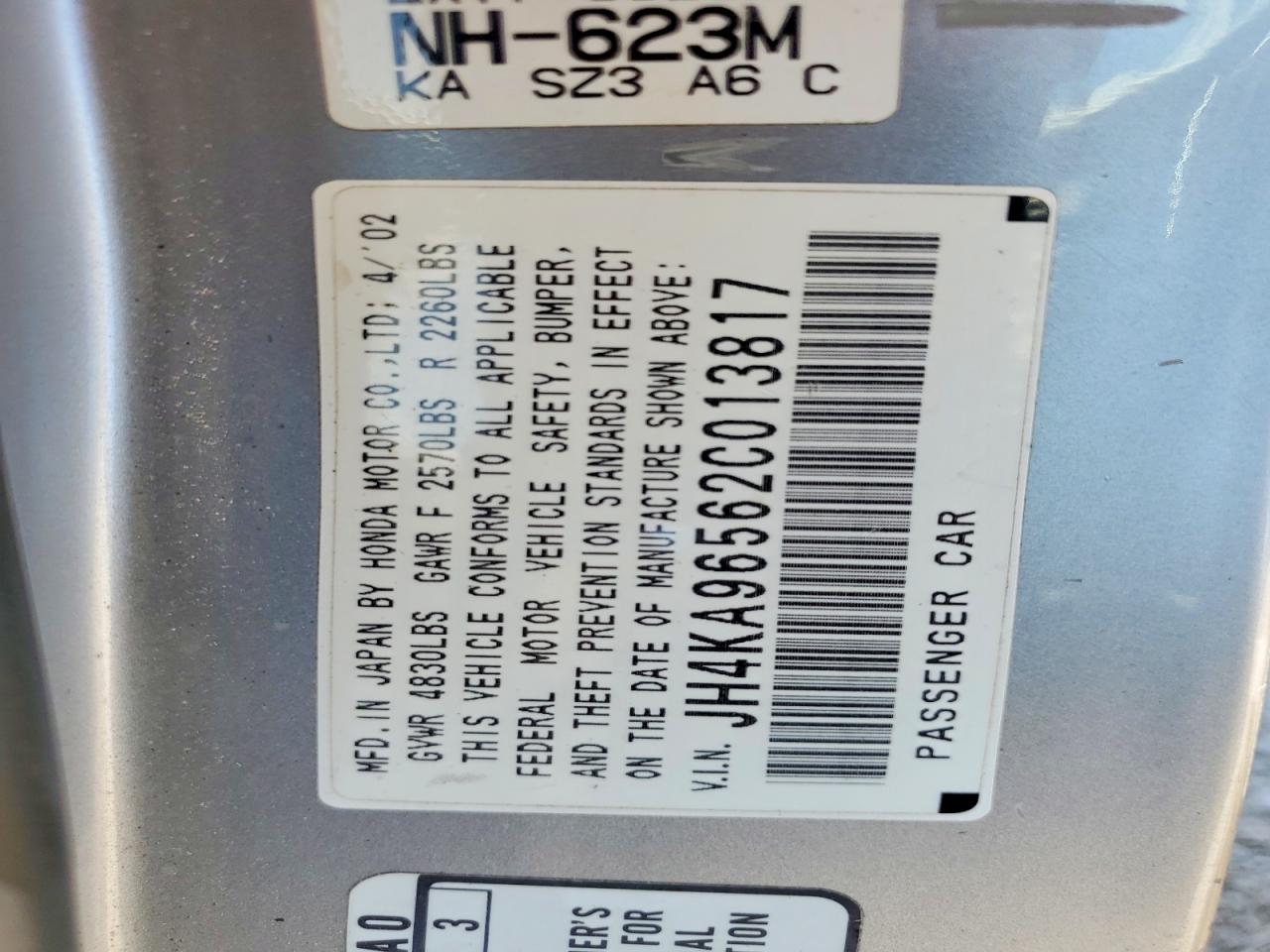 2002 Acura 3.5rl Silver vin: JH4KA96562C013817