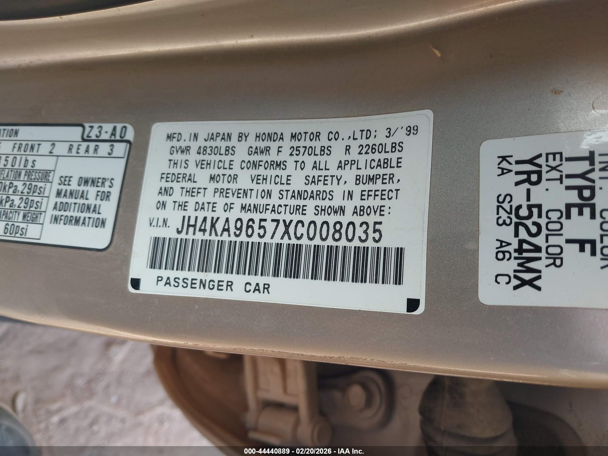 1999 Acura Rl 3.5 Gold vin: JH4KA9657XC008035