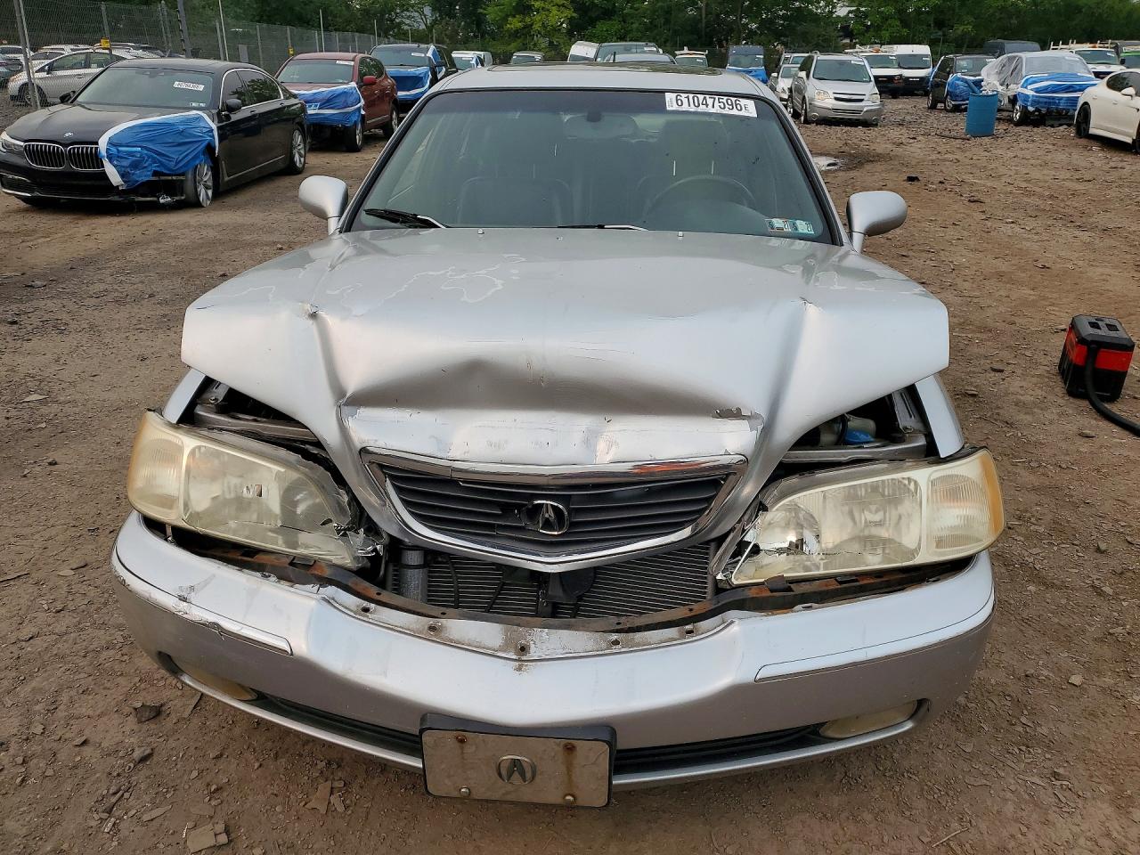 2002 Acura 3.5rl Silver vin: JH4KA96602C016026