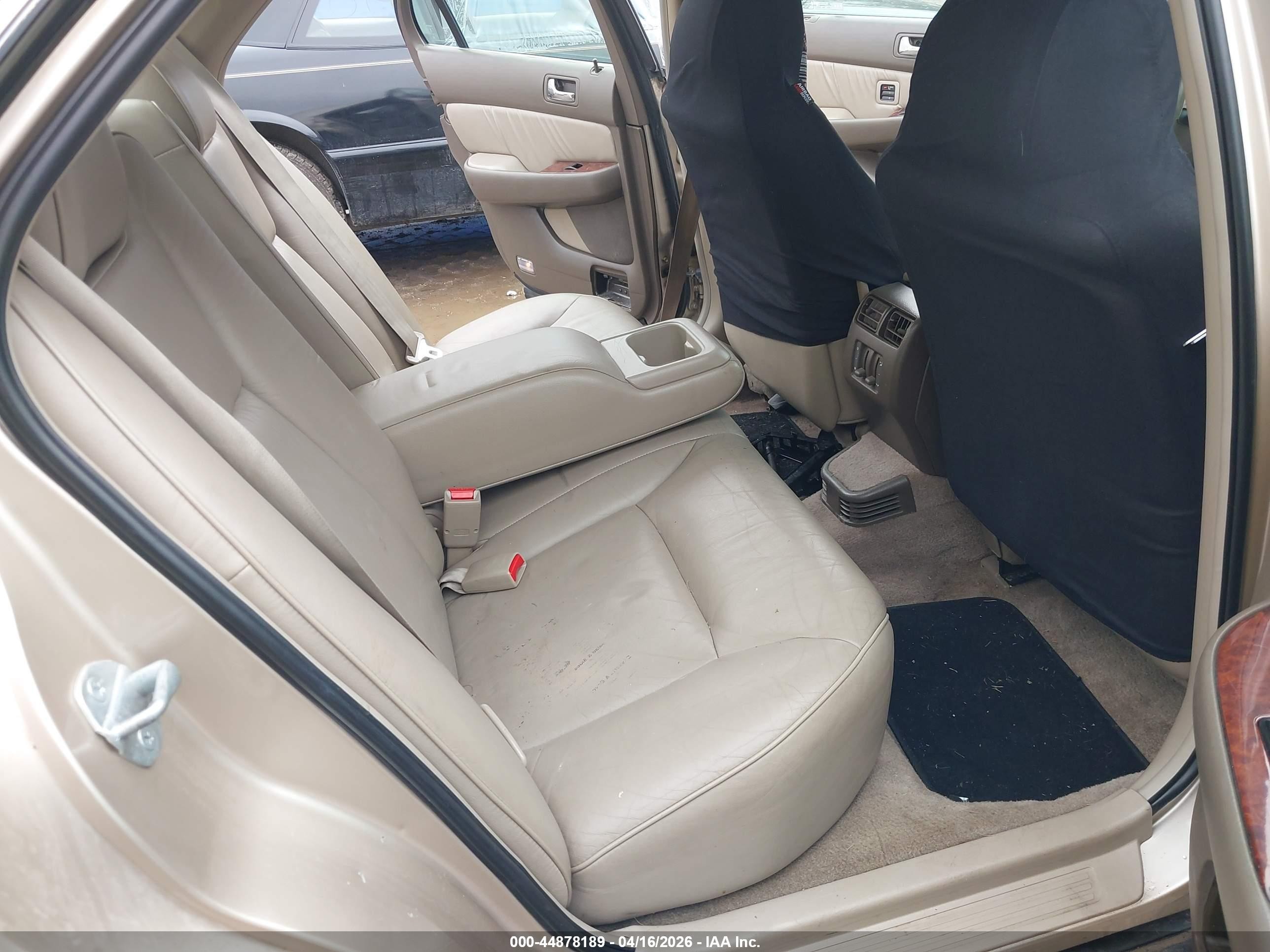 2000 Acura Rl 3.5 Champagne vin: JH4KA9661YC013645