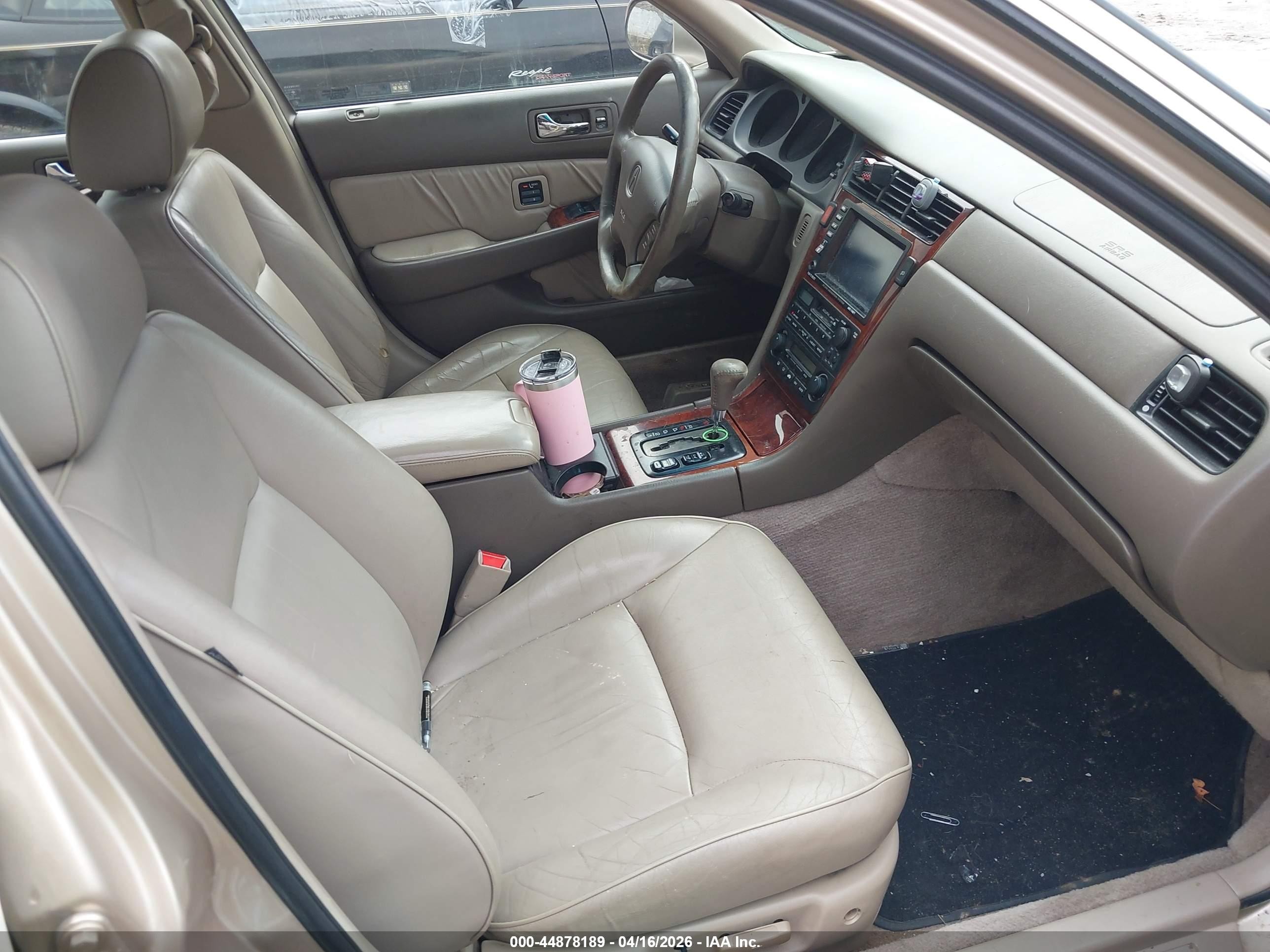 2000 Acura Rl 3.5 Champagne vin: JH4KA9661YC013645