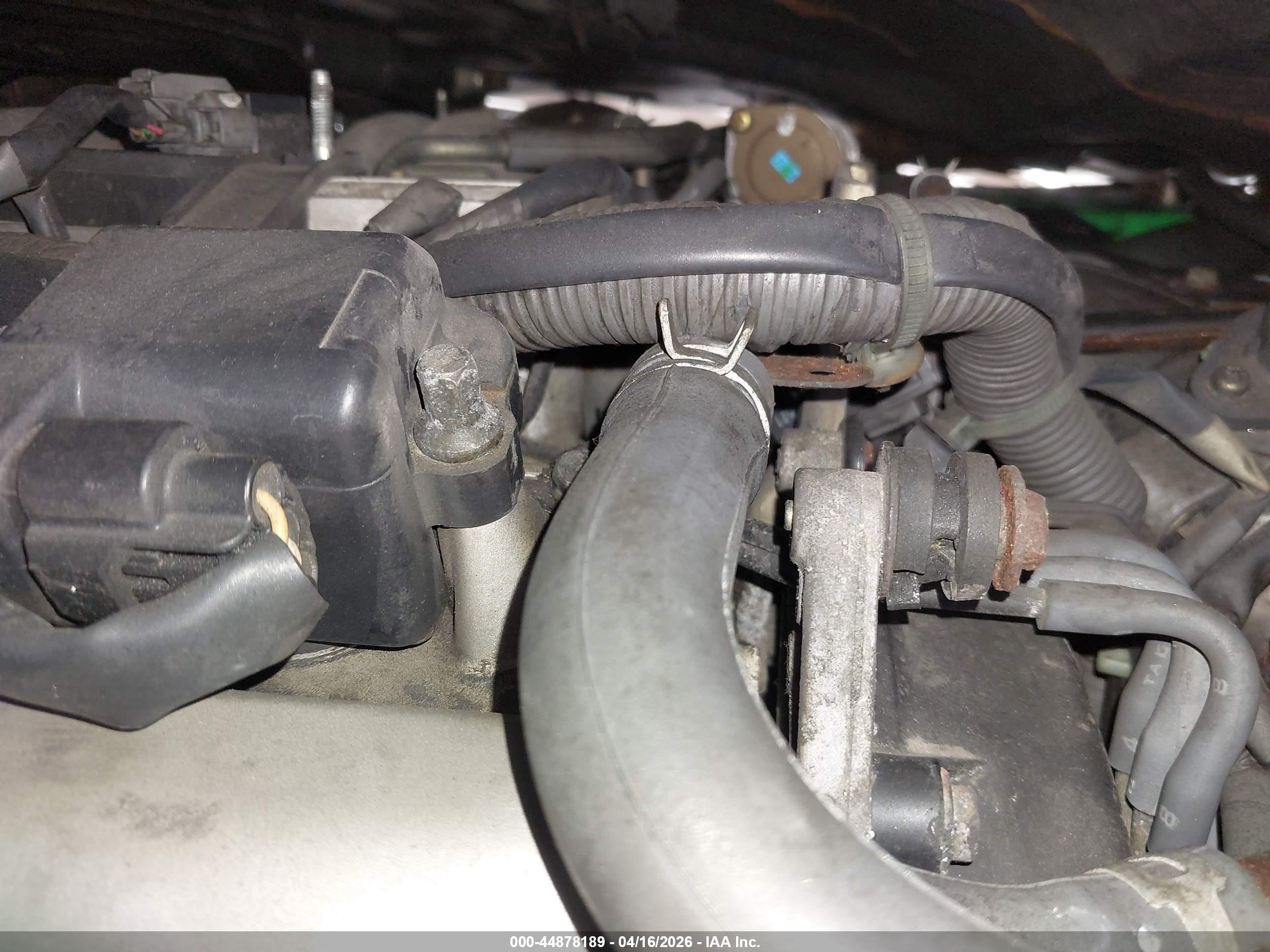2000 Acura Rl 3.5 Champagne vin: JH4KA9661YC013645