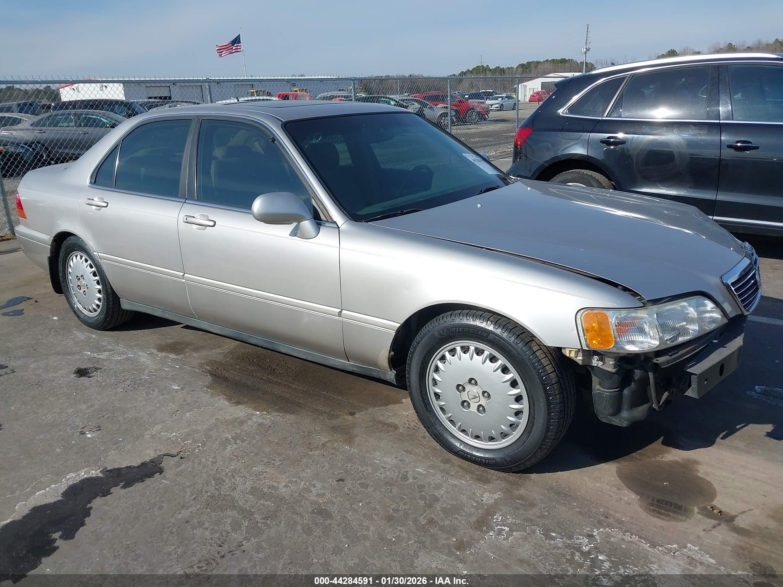 1997 Acura Rl 3.5 Silver vin: JH4KA9665VC013532