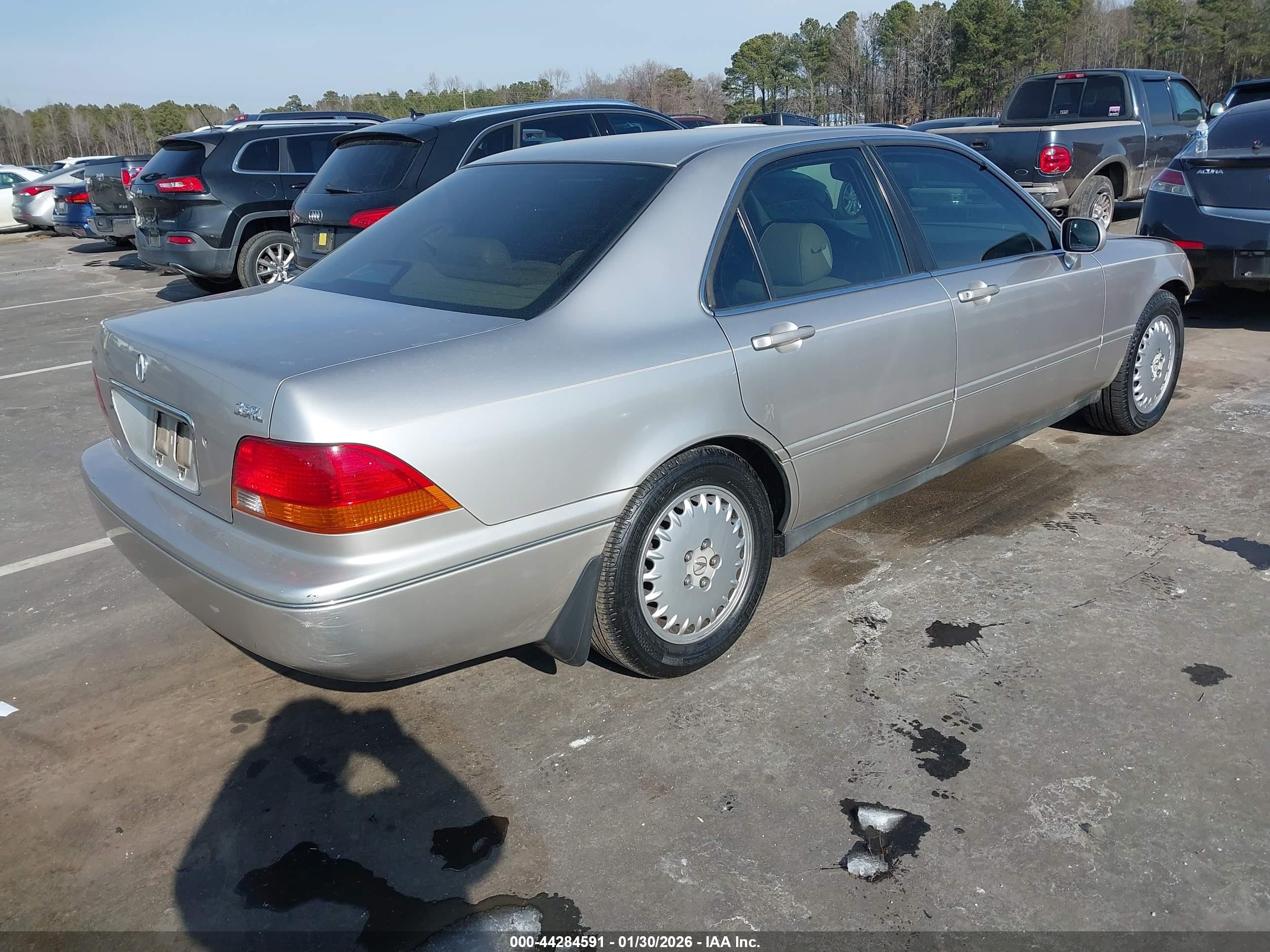 1997 Acura Rl 3.5 Silver vin: JH4KA9665VC013532