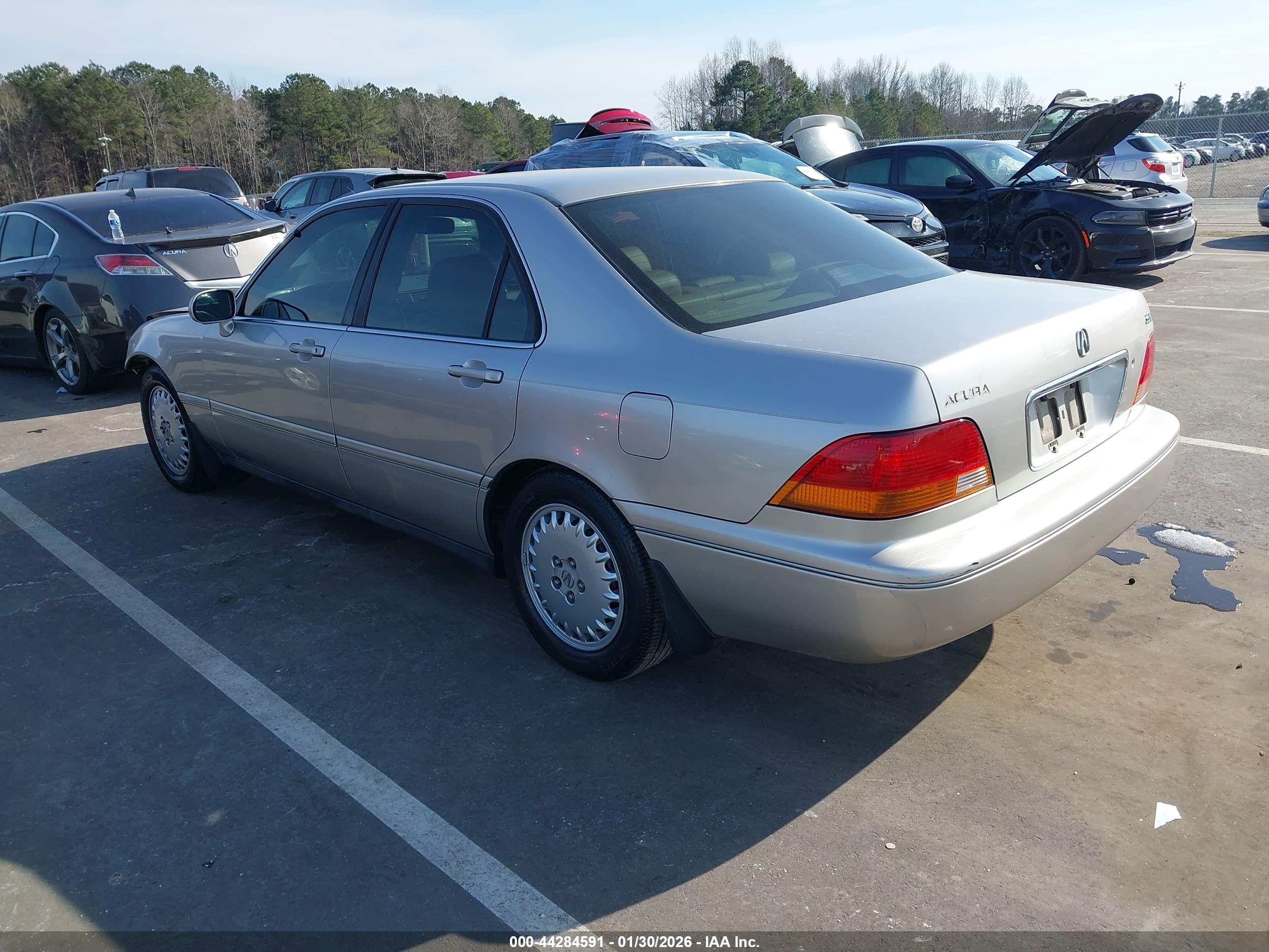 1997 Acura Rl 3.5 Silver vin: JH4KA9665VC013532