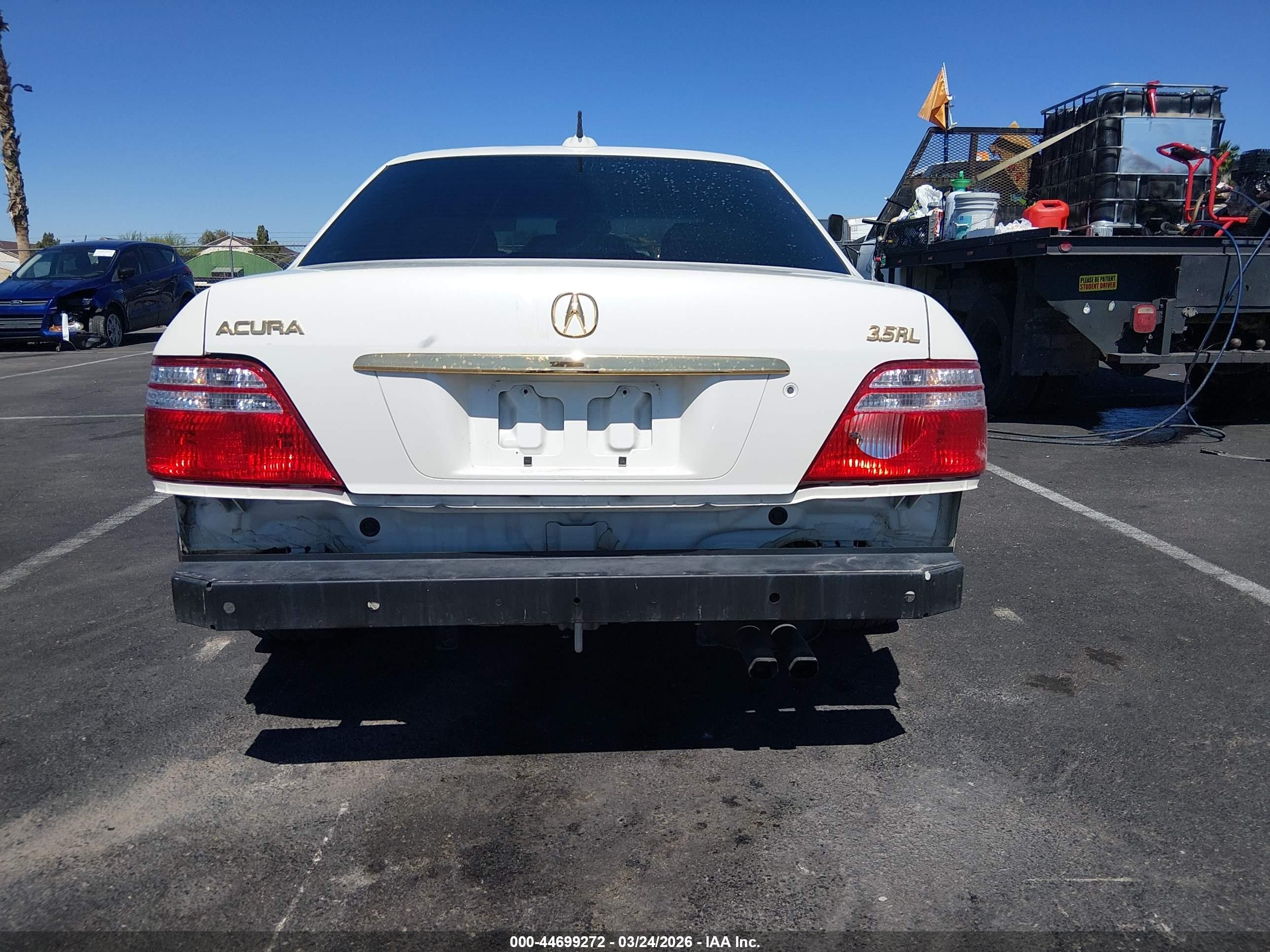 2004 Acura Rl 3.5 White vin: JH4KA96664C001808