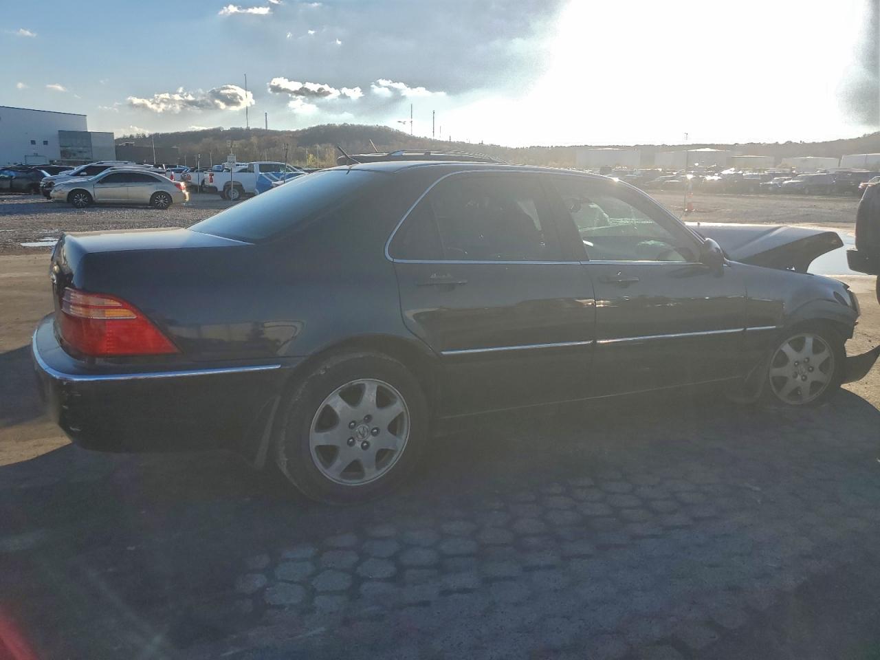 2002 Acura 3.5rl Black vin: JH4KA96682C003833