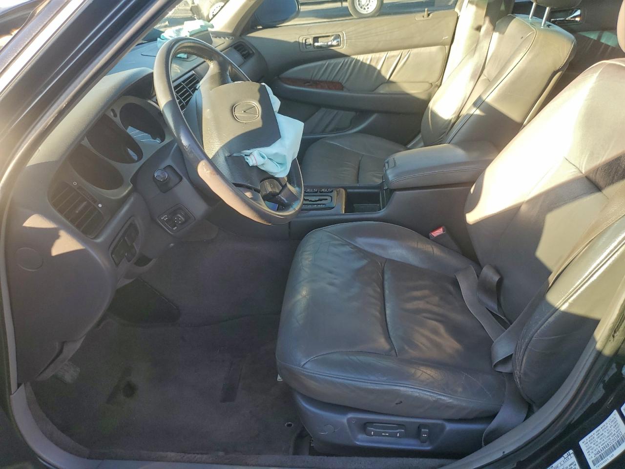 2002 Acura 3.5rl Black vin: JH4KA96682C003833