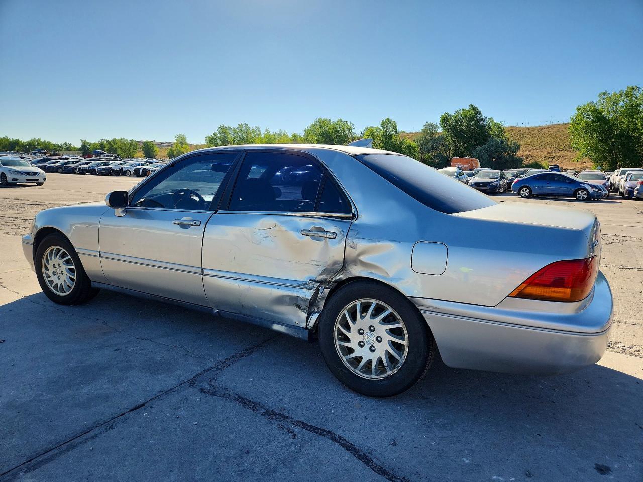 1998 Acura 3.5rl Silver vin: JH4KA9668WC002090