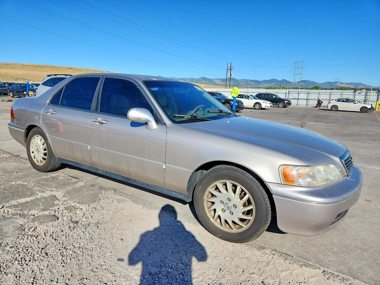 1998 Acura 3.5rl Silver vin: JH4KA9668WC002090