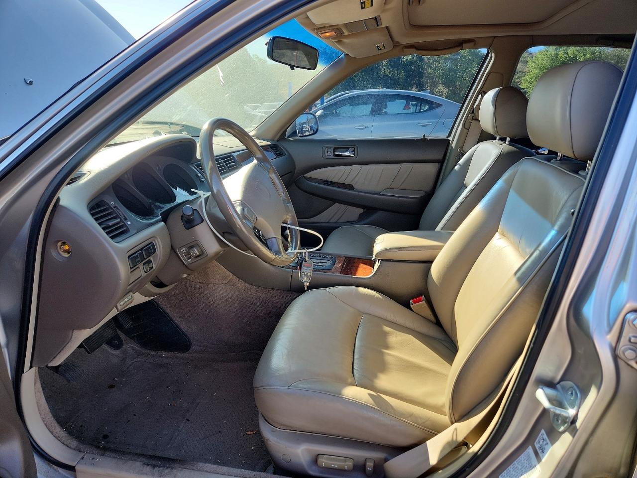1998 Acura 3.5rl Silver vin: JH4KA9668WC002090