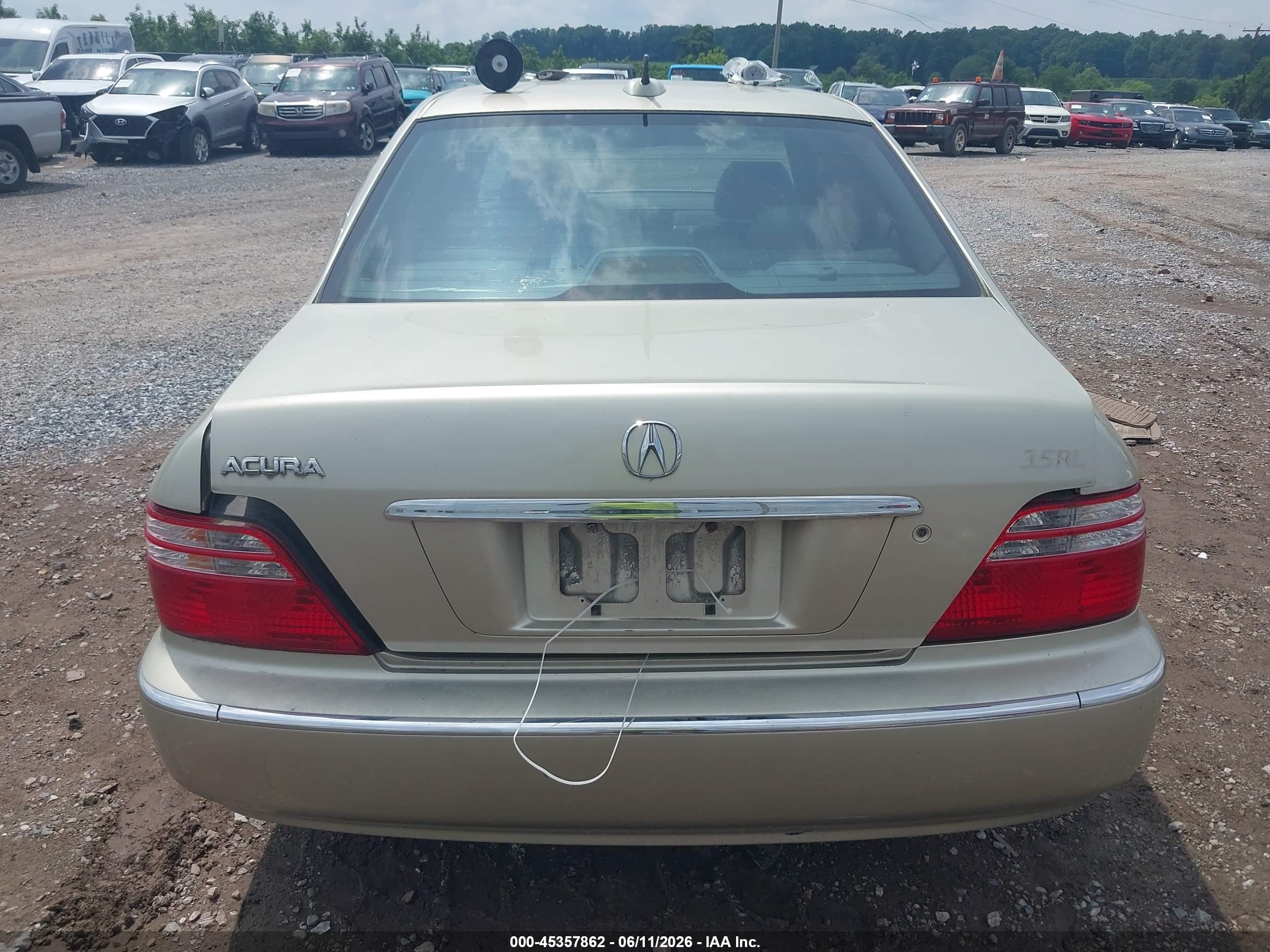2004 Acura Rl 3.5 Gold vin: JH4KA96694C002984