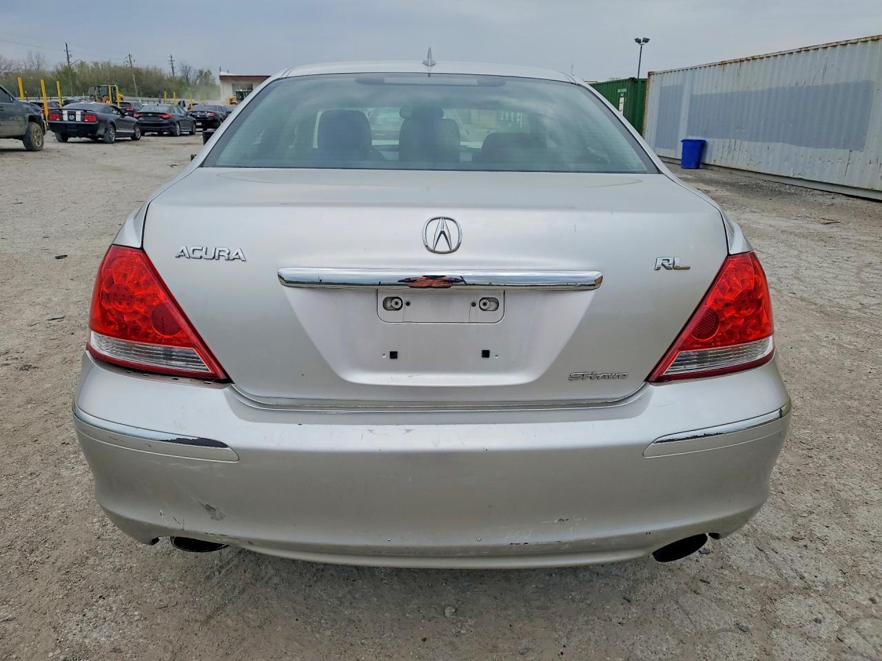 2005 Acura Rl Silver vin: JH4KB16505C009815