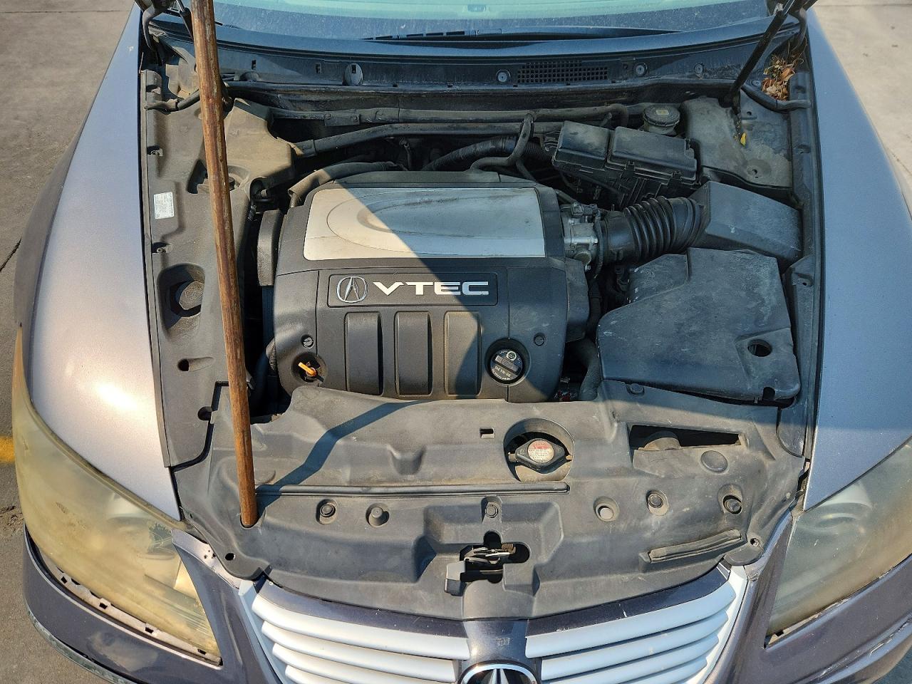 2005 Acura Rl Gray vin: JH4KB16505C017803