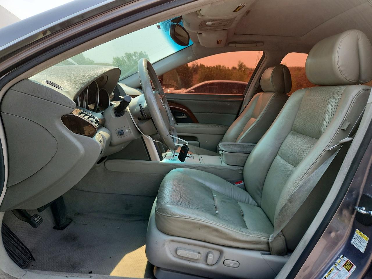 2005 Acura Rl Gray vin: JH4KB16505C017803