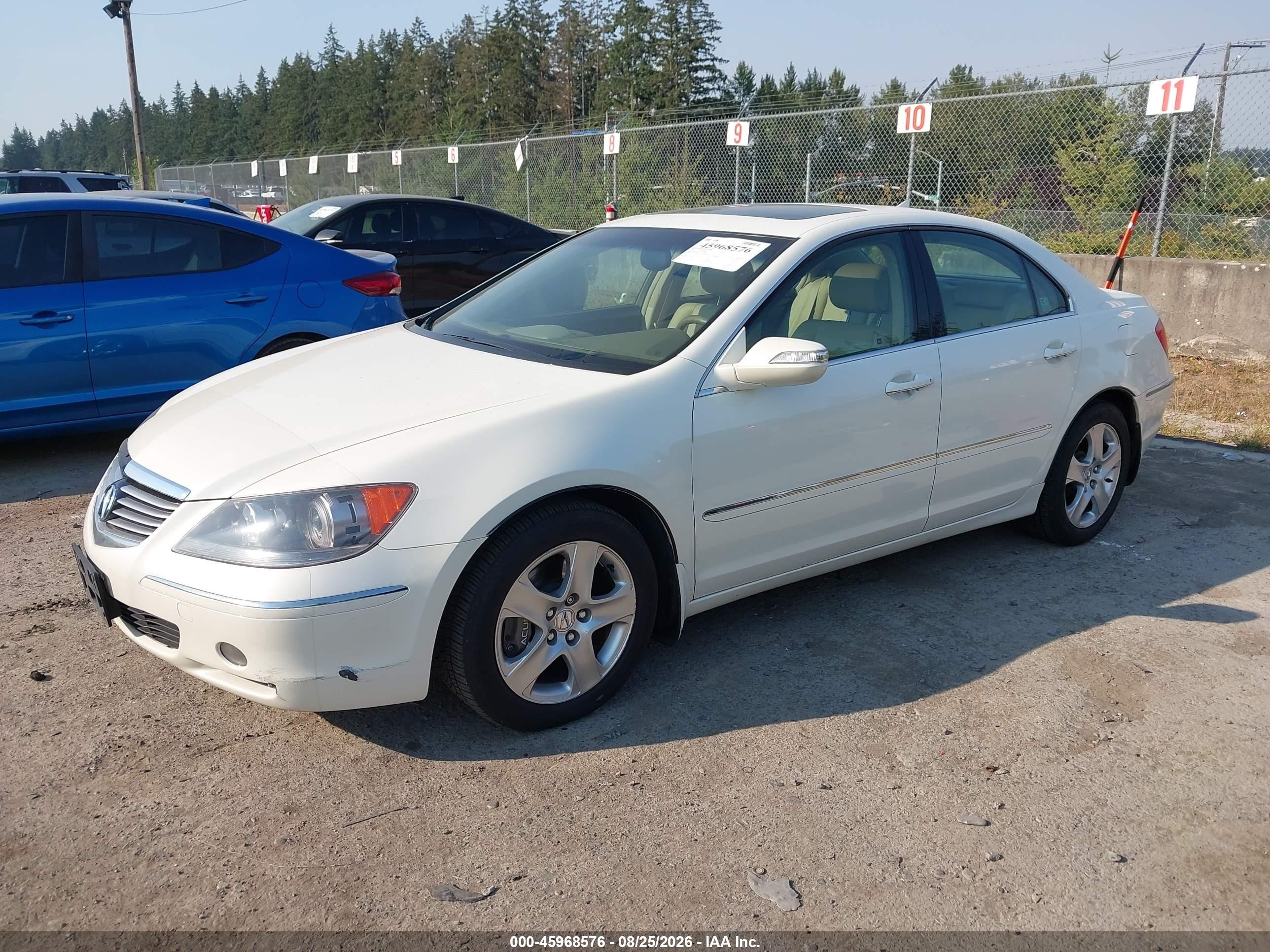 2005 Acura Rl 3.5 White vin: JH4KB16515C010908