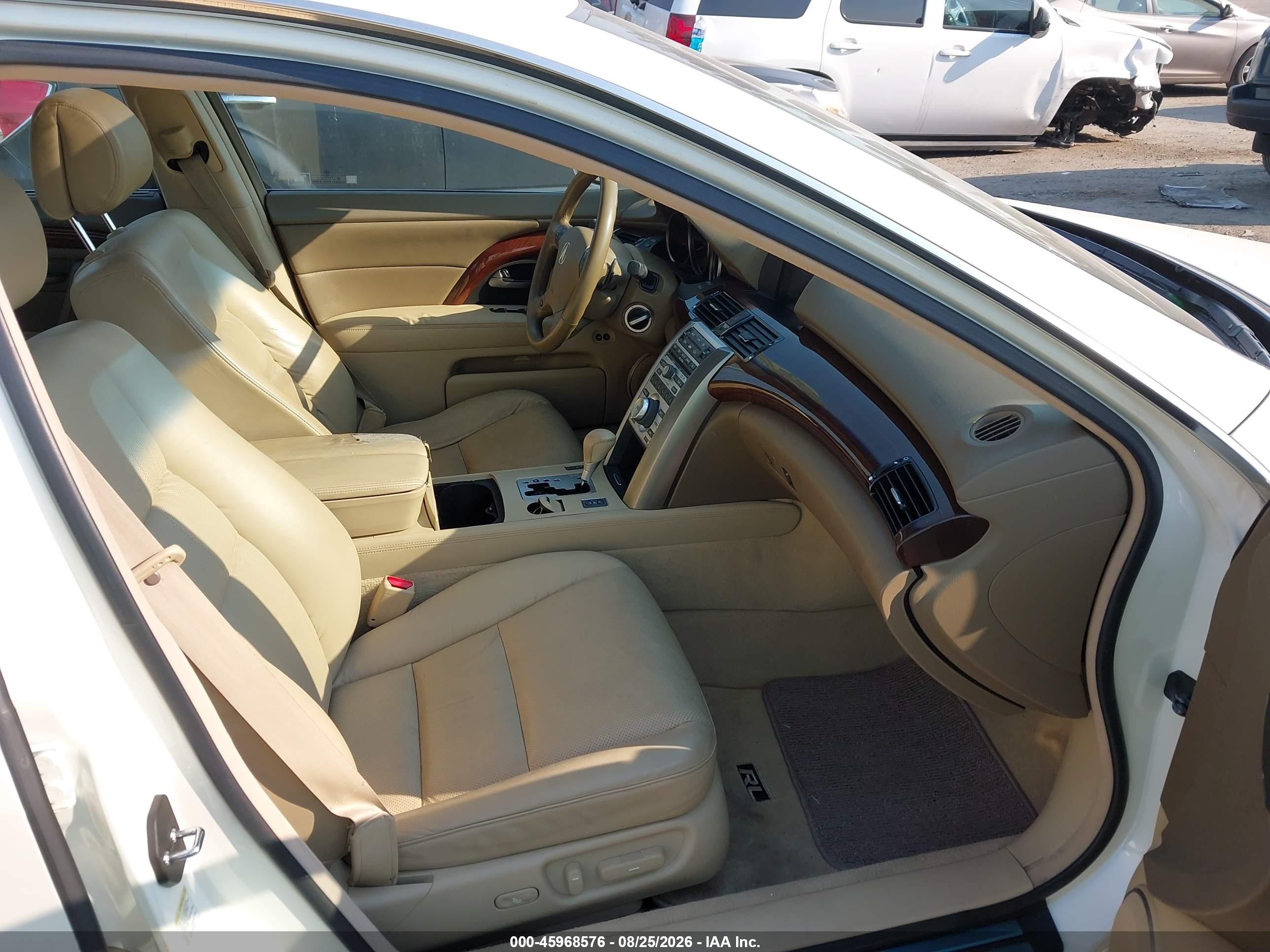 2005 Acura Rl 3.5 White vin: JH4KB16515C010908