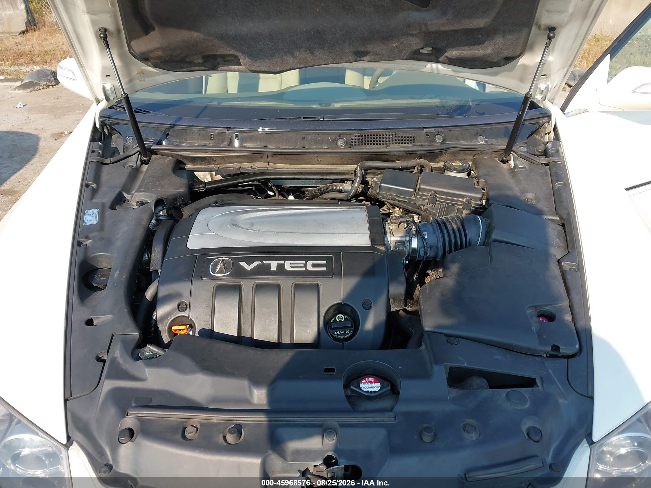 2005 Acura Rl 3.5 White vin: JH4KB16515C010908