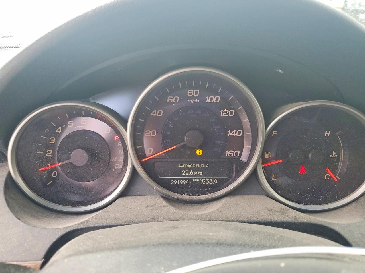 2005 Acura Rl White vin: JH4KB16515C015686
