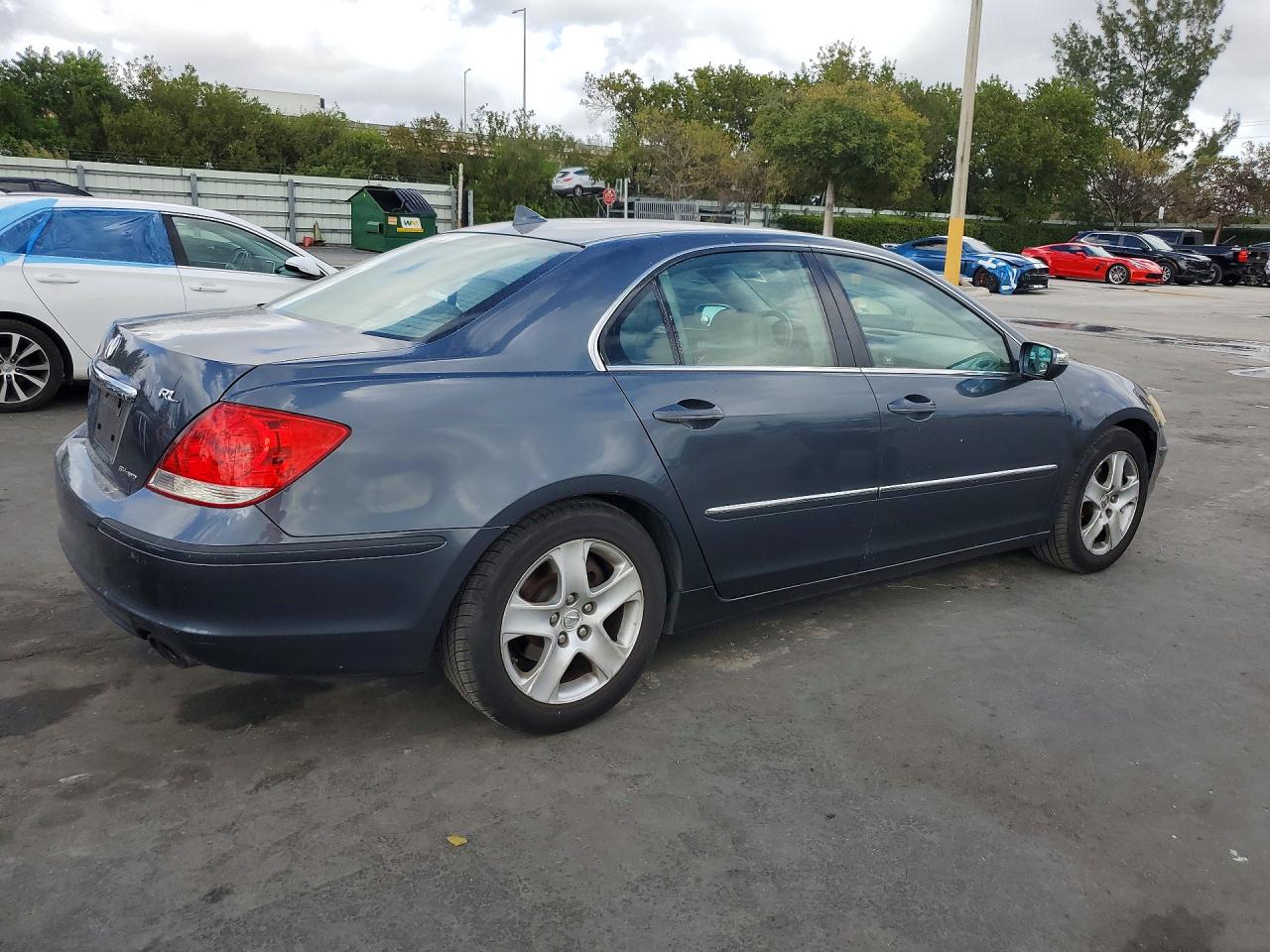 2006 Acura Rl Gray vin: JH4KB16516C006911
