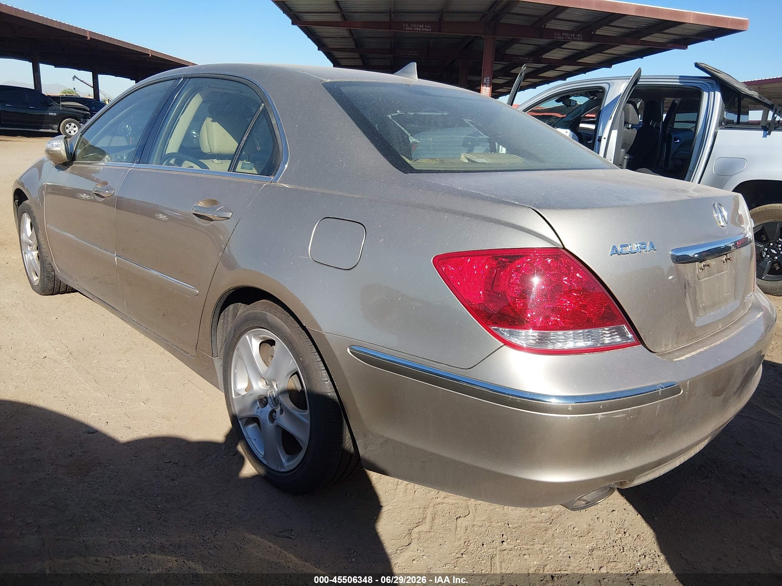 2005 Acura Rl 3.5 Gold vin: JH4KB16525C007788