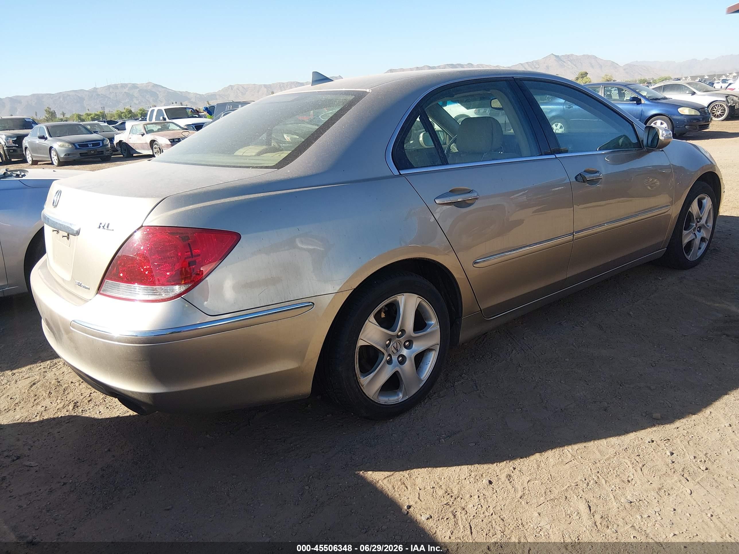 2005 Acura Rl 3.5 Gold vin: JH4KB16525C007788