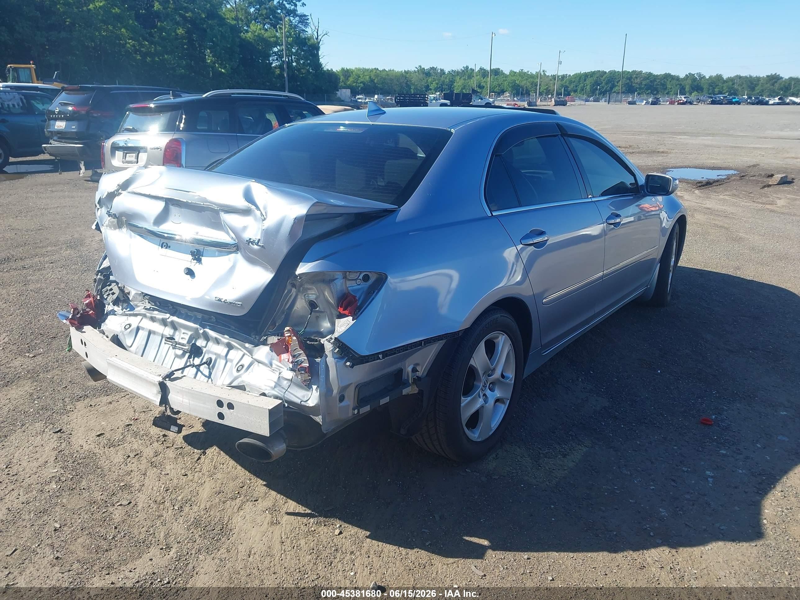 2005 Acura Rl 3.5 Silver vin: JH4KB16535C014331