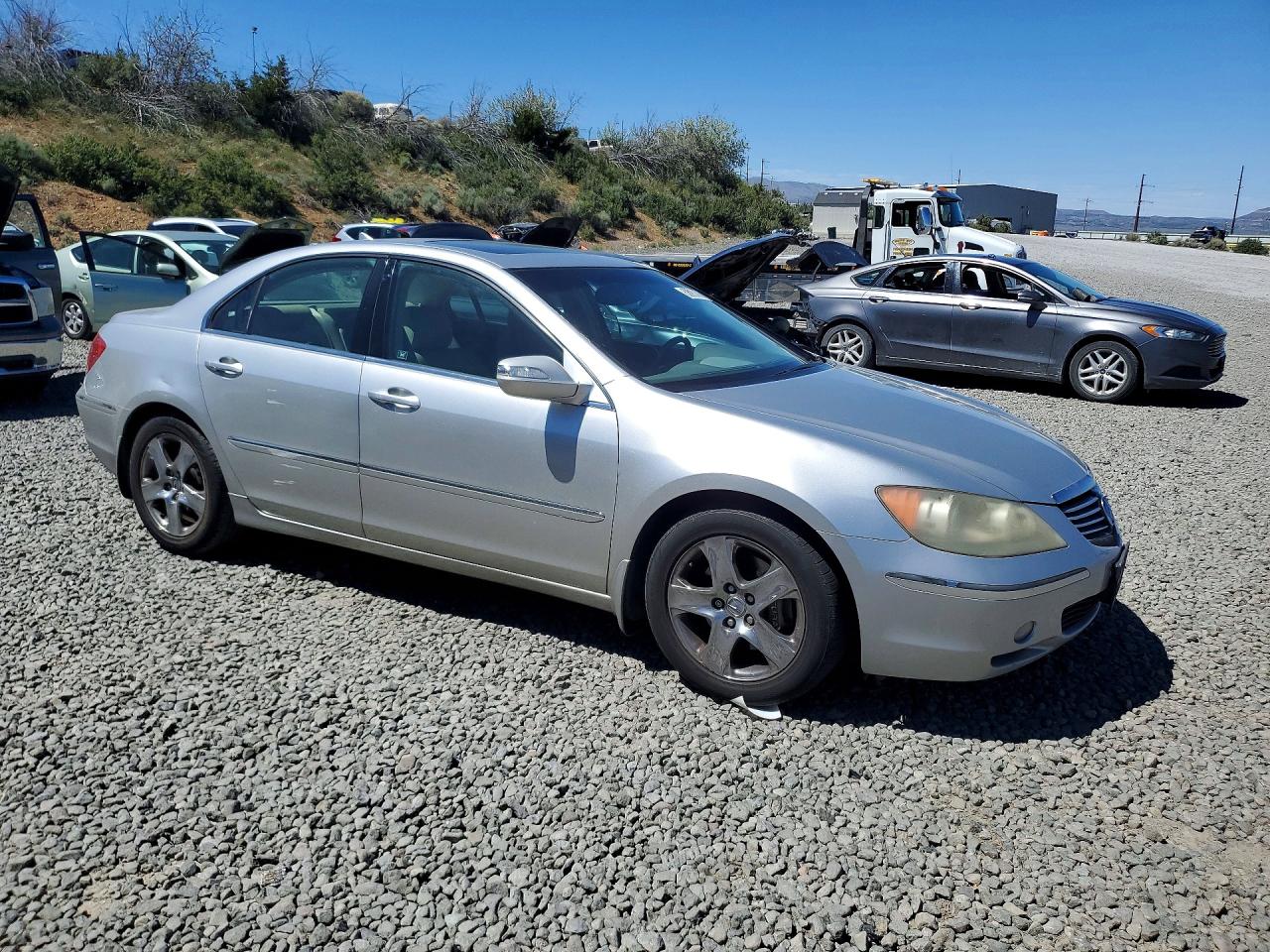 2005 Acura Rl Silver vin: JH4KB16535C020453