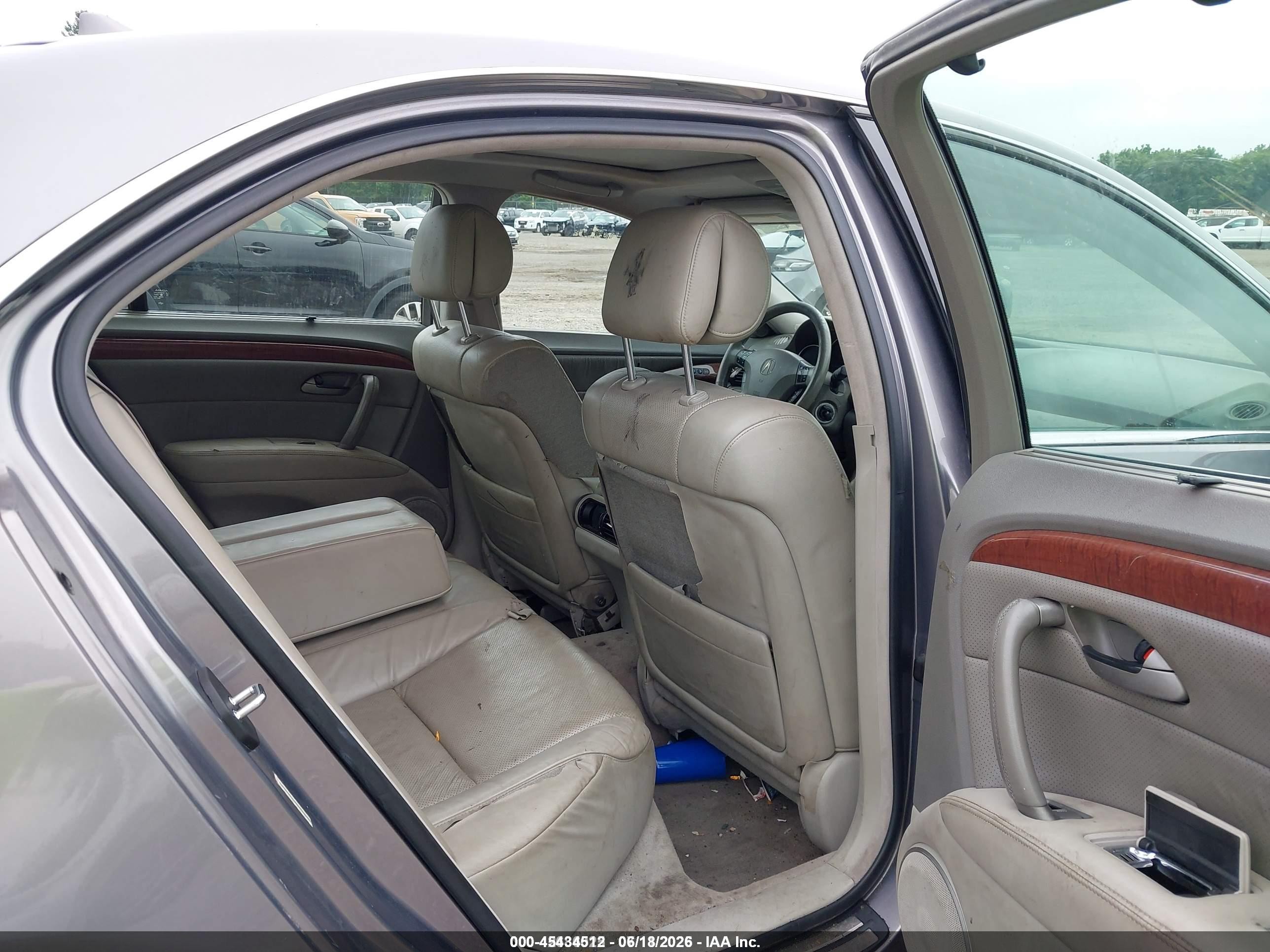 2005 Acura Rl 3.5 Gray vin: JH4KB16565C009981