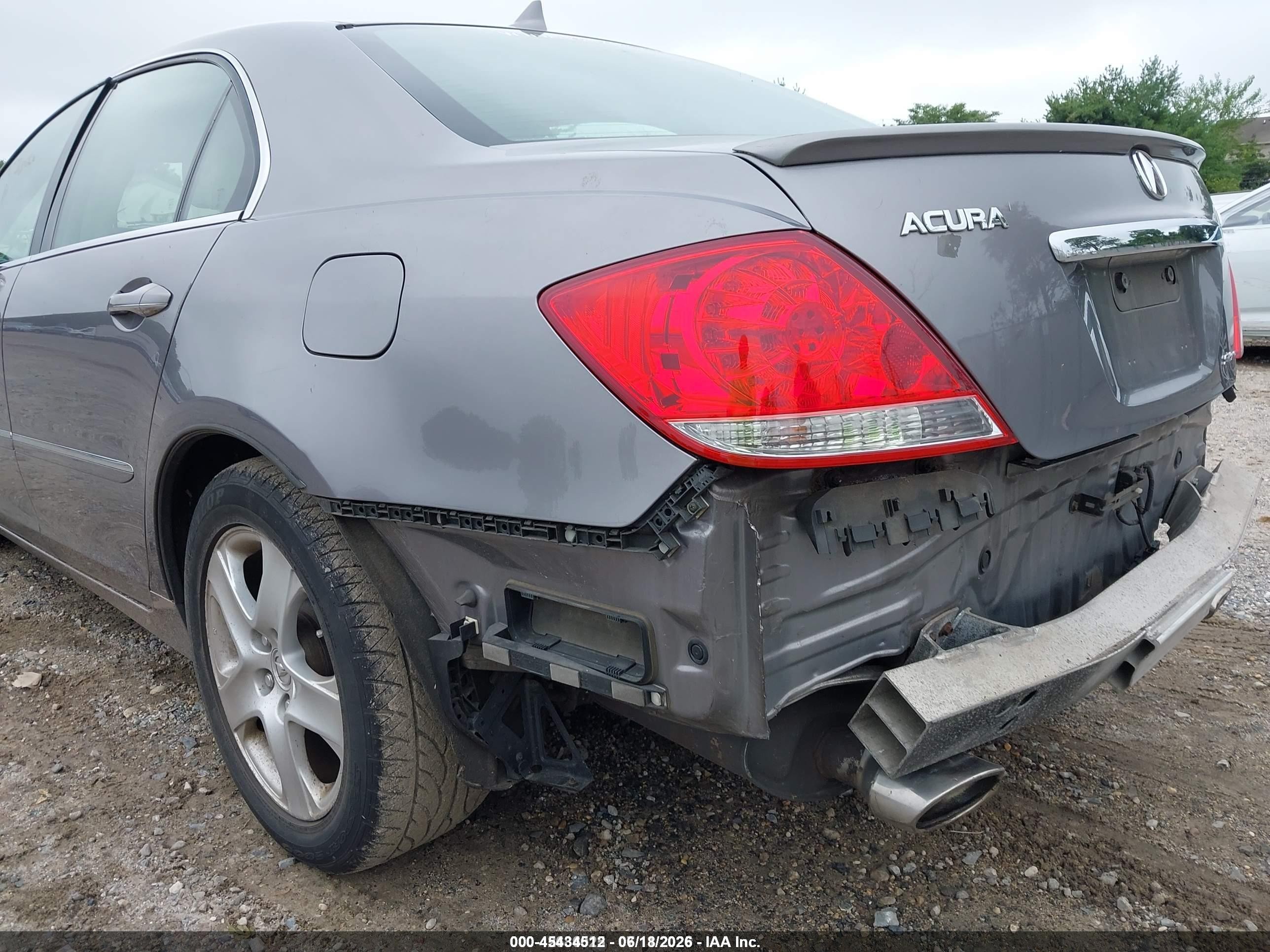 2005 Acura Rl 3.5 Gray vin: JH4KB16565C009981