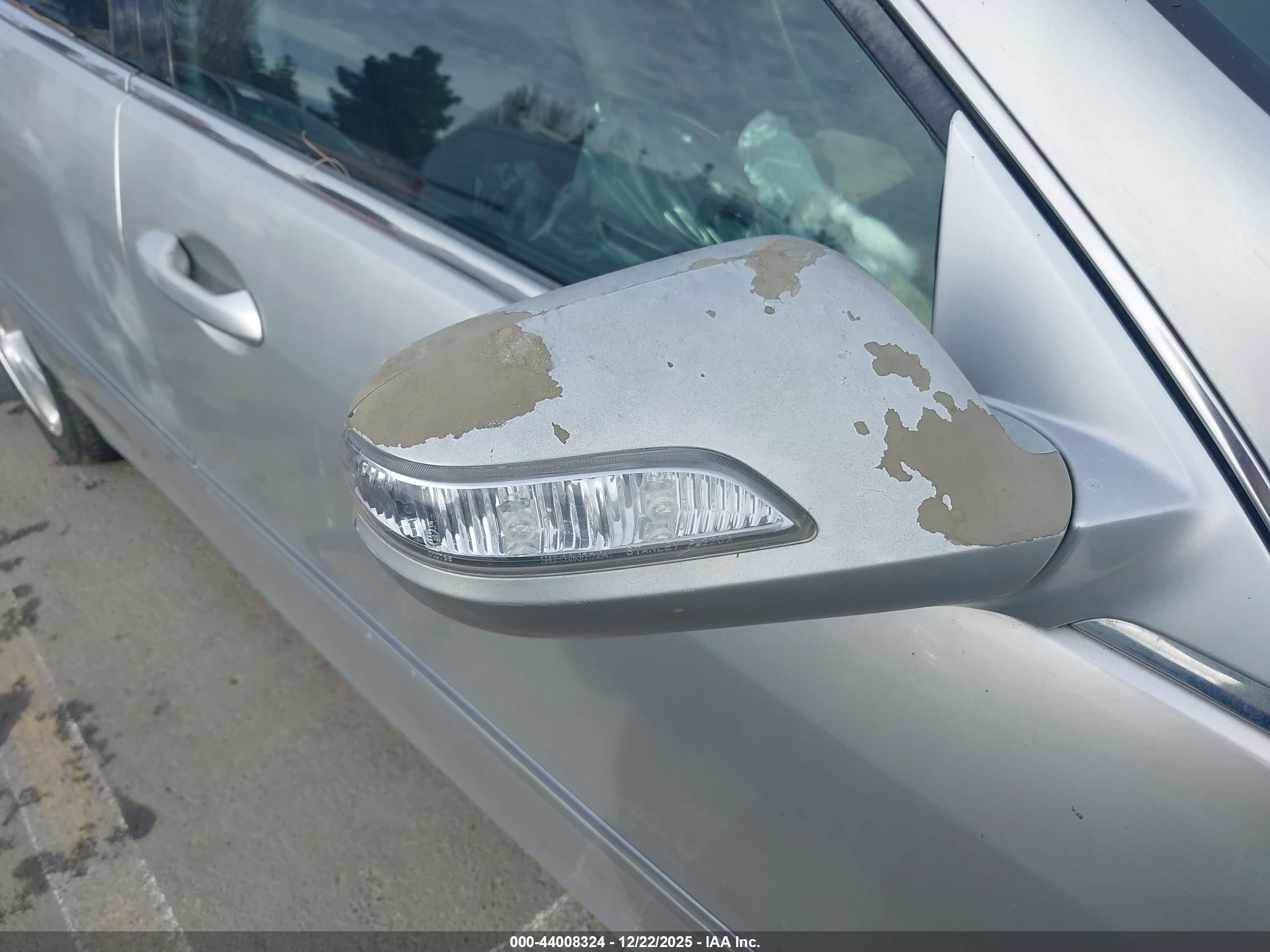2006 Acura Rl 3.5 Silver vin: JH4KB16566C004992