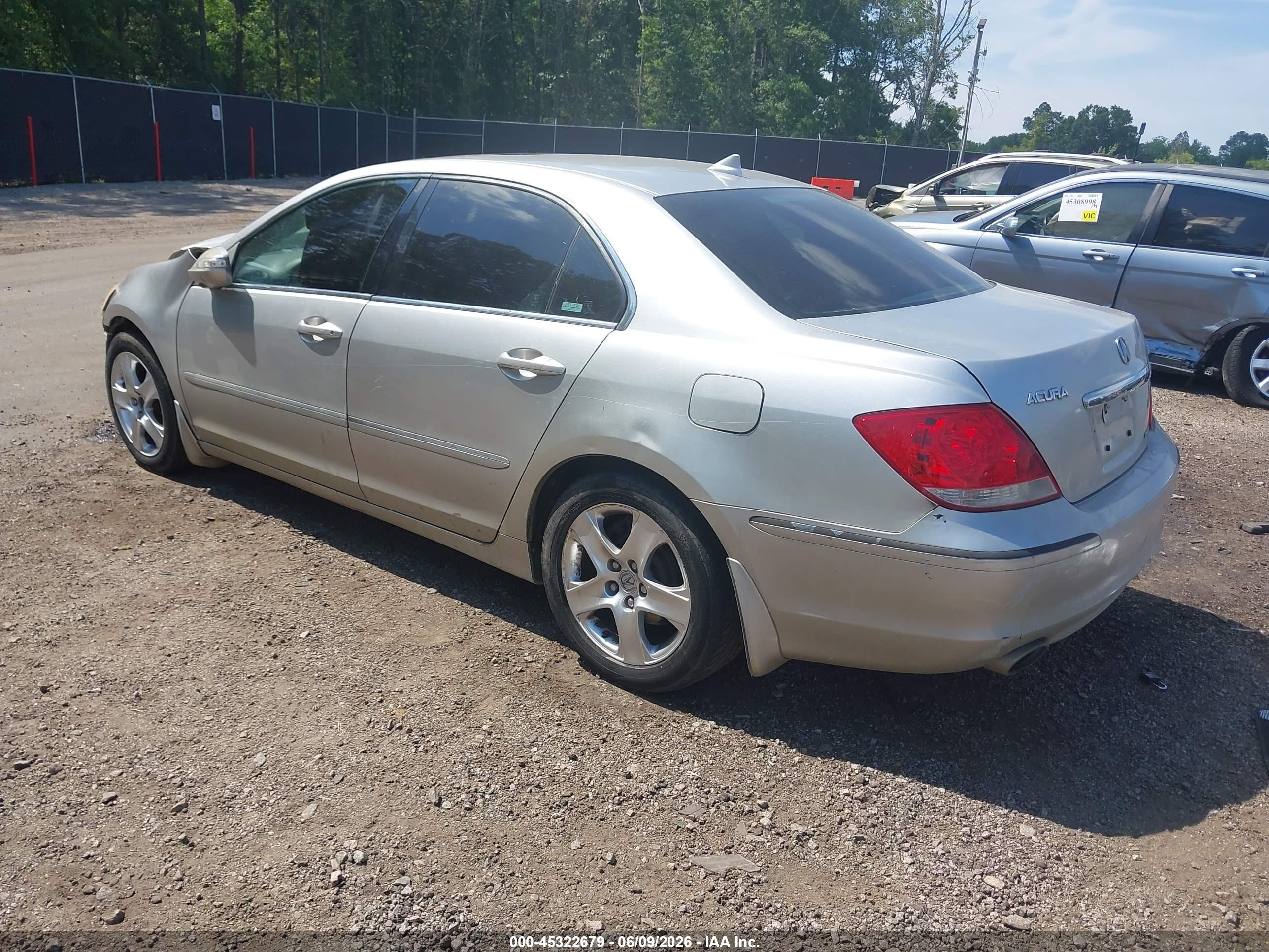 2006 Acura Rl 3.5 Silver vin: JH4KB16566C009951