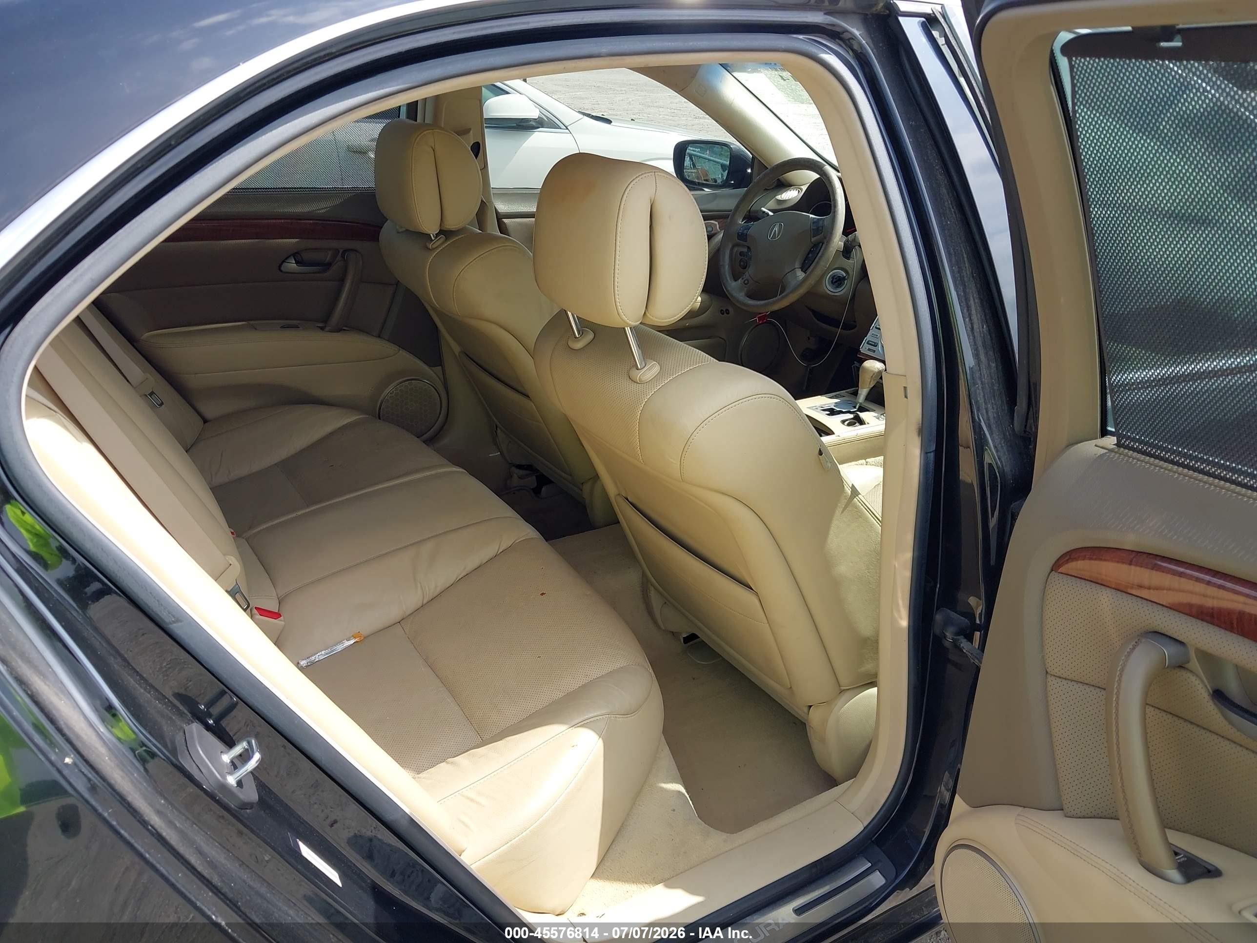 2005 Acura Rl 3.5 Black vin: JH4KB16575C017670