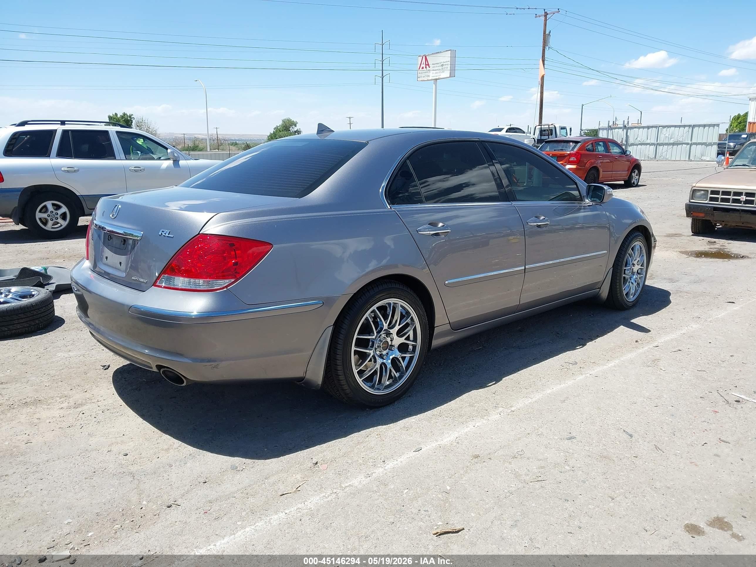 2005 Acura Rl 3.5 Silver vin: JH4KB16575C019709
