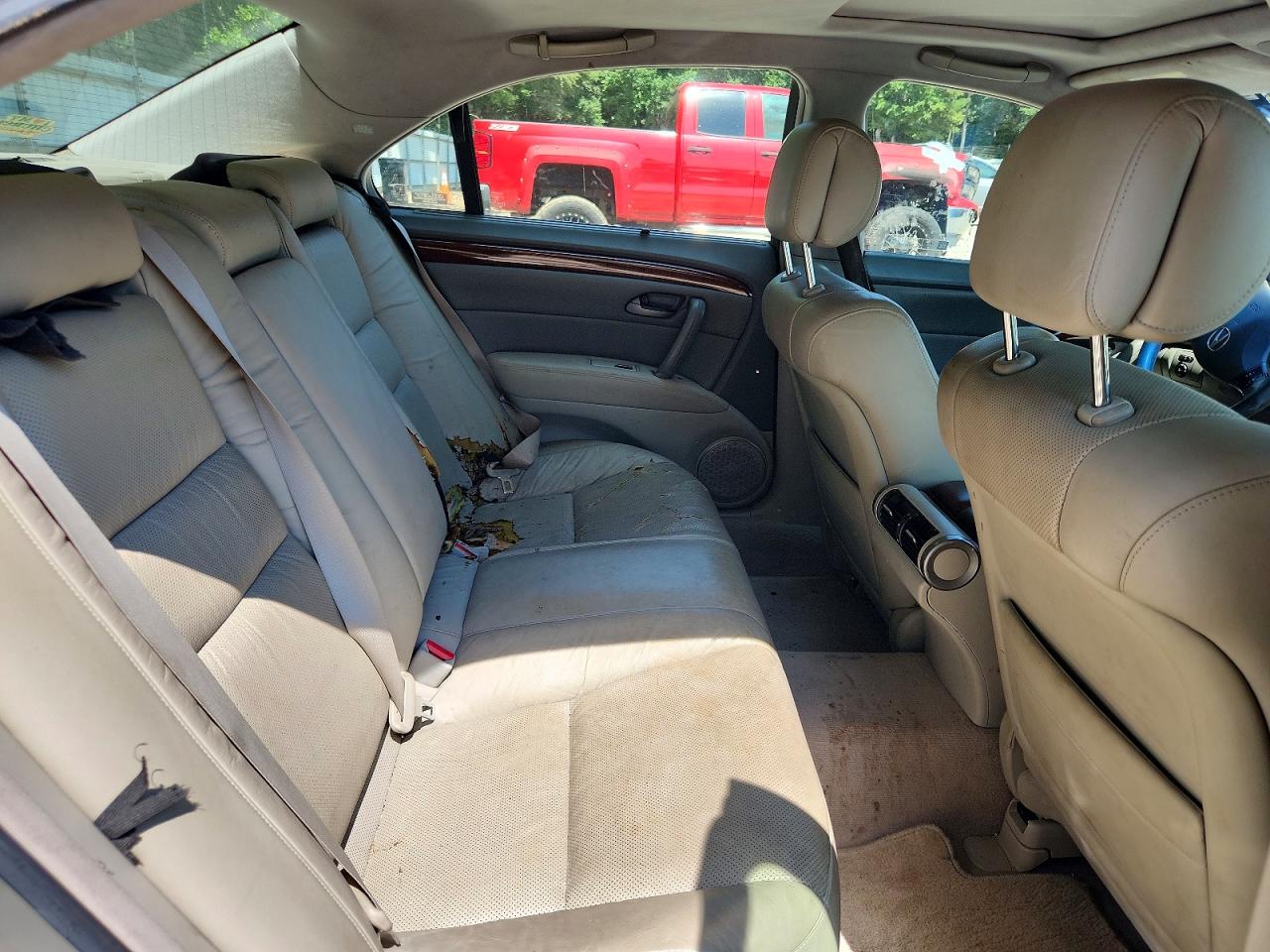 2006 Acura Rl Silver vin: JH4KB16576C004953