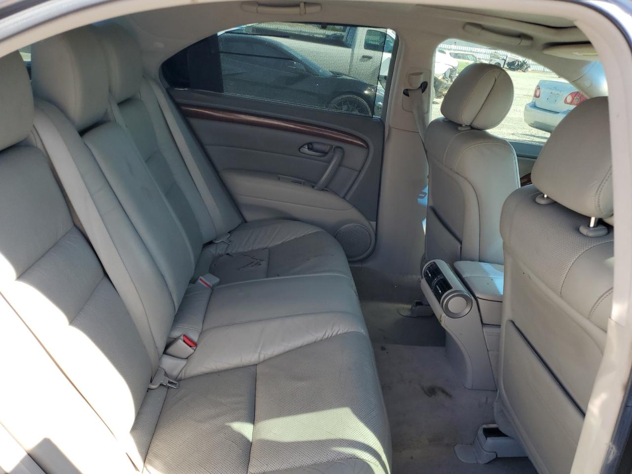 2006 Acura Rl Silver vin: JH4KB16576C005794