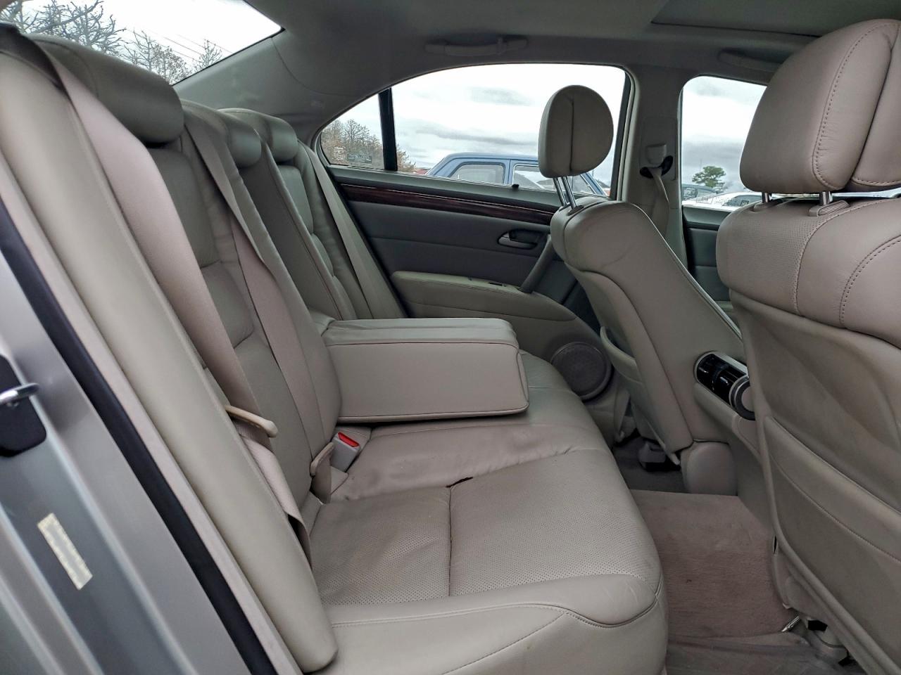 2008 Acura Rl Silver vin: JH4KB16578C004857