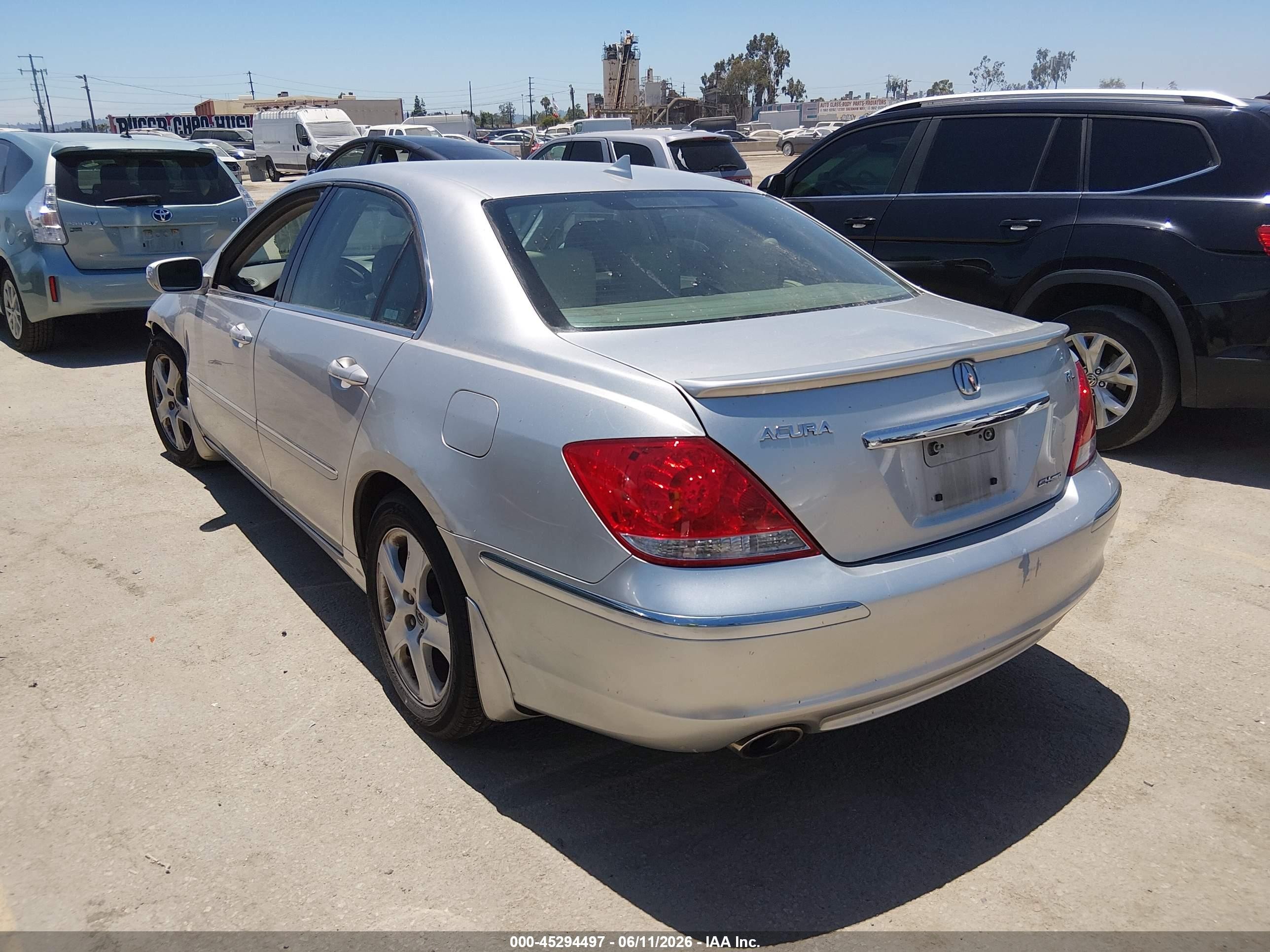 2006 Acura Rl 3.5 Серебряный vin: JH4KB16586C007554