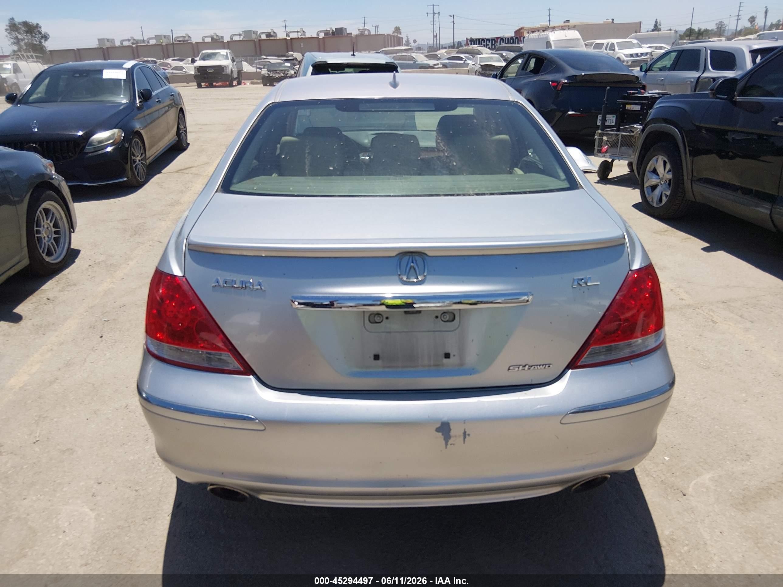 2006 Acura Rl 3.5 Серебряный vin: JH4KB16586C007554