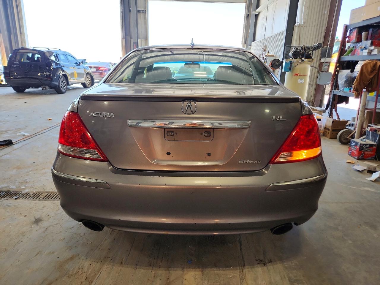 2005 Acura Rl Gray vin: JH4KB16595C005293