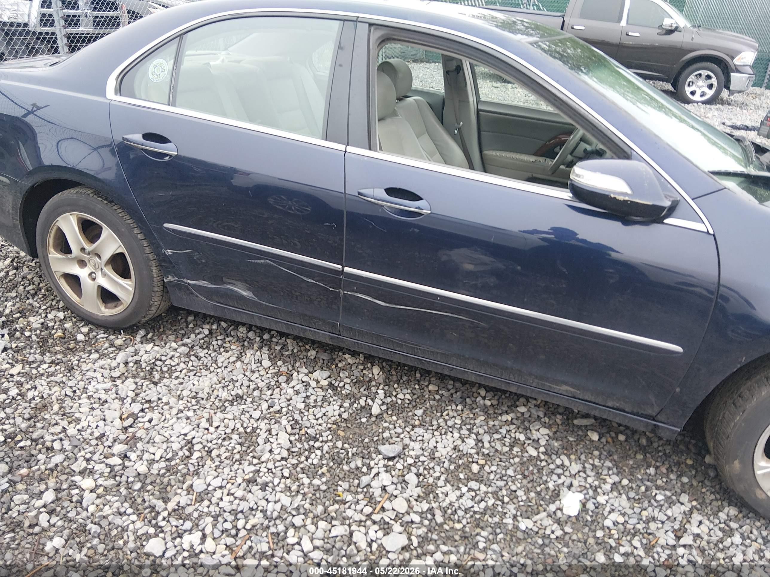 2006 Acura Rl 3.5 Blue vin: JH4KB16596C000368