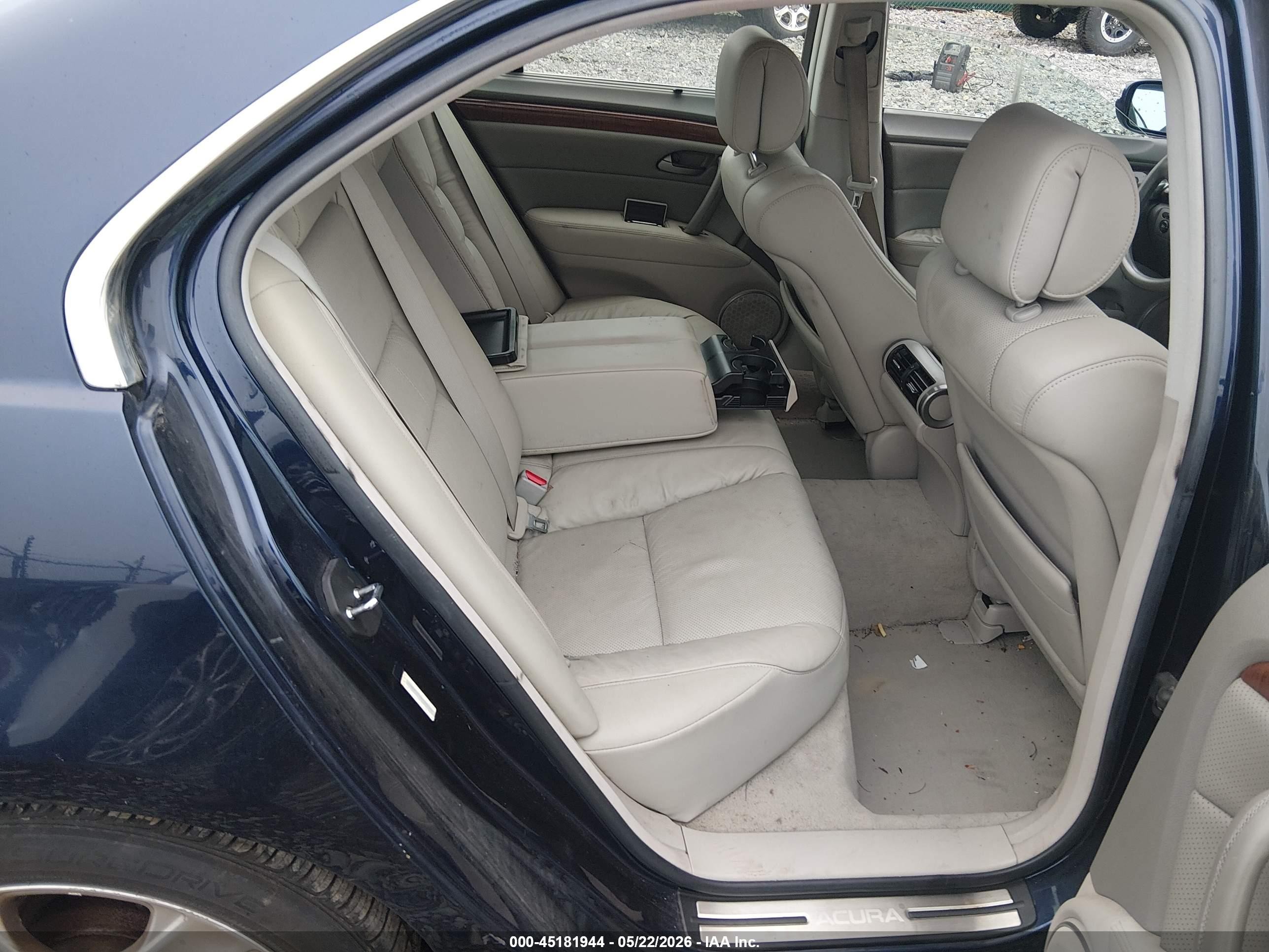 2006 Acura Rl 3.5 Blue vin: JH4KB16596C000368