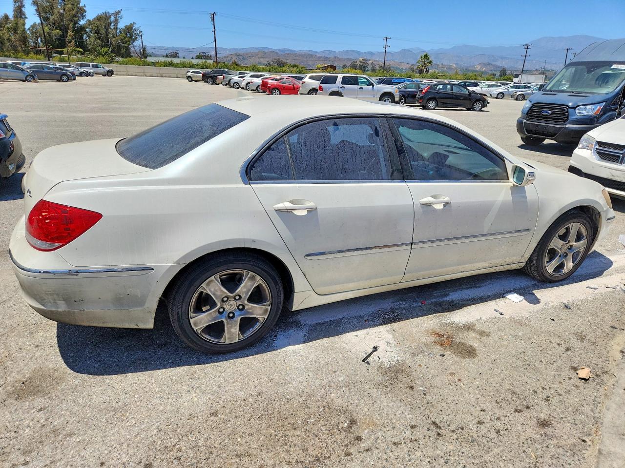 2006 Acura Rl White vin: JH4KB16596C012309
